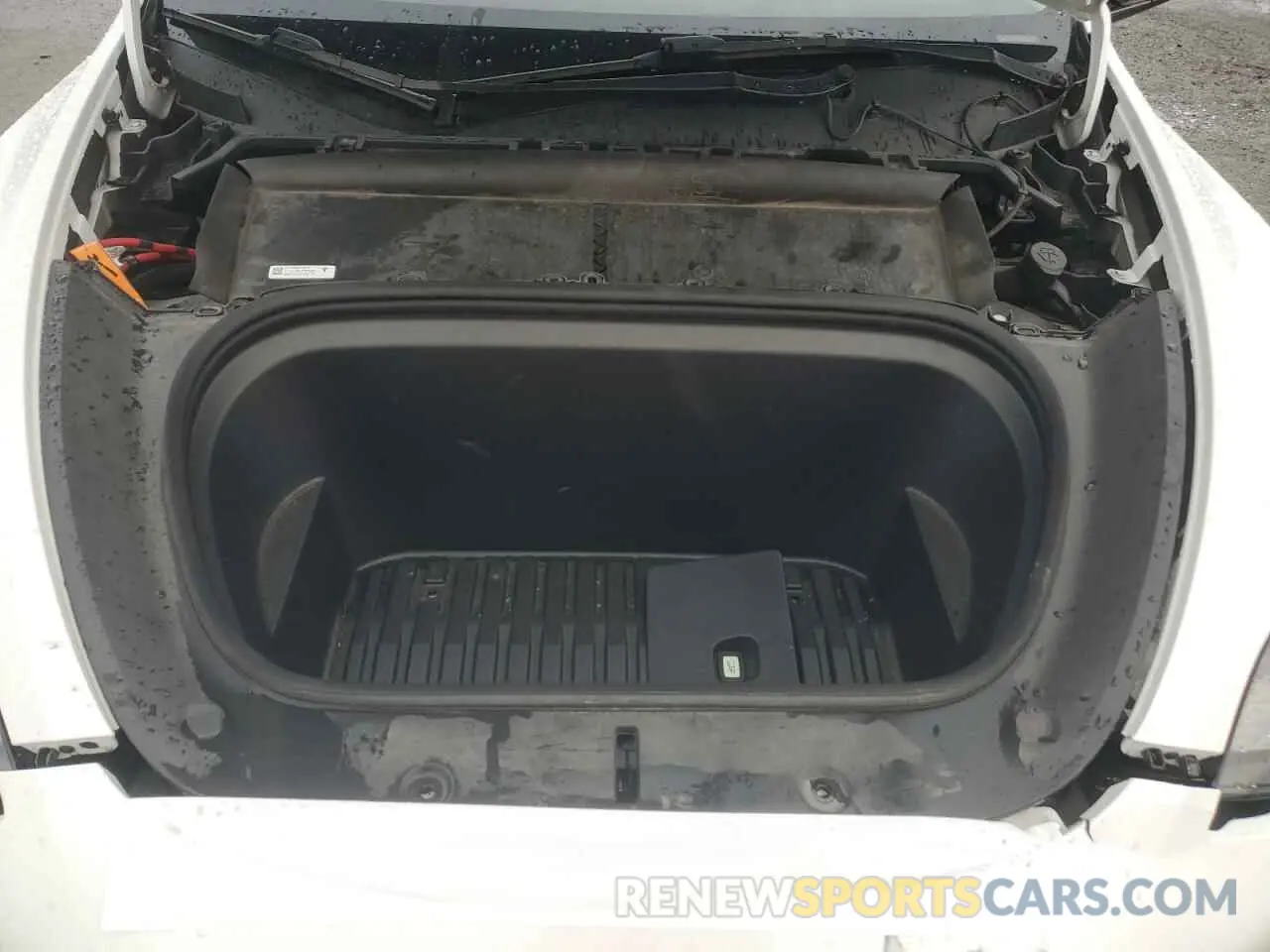 12 Photograph of a damaged car 7SAYGDEFXNF455517 TESLA MODEL Y 2022