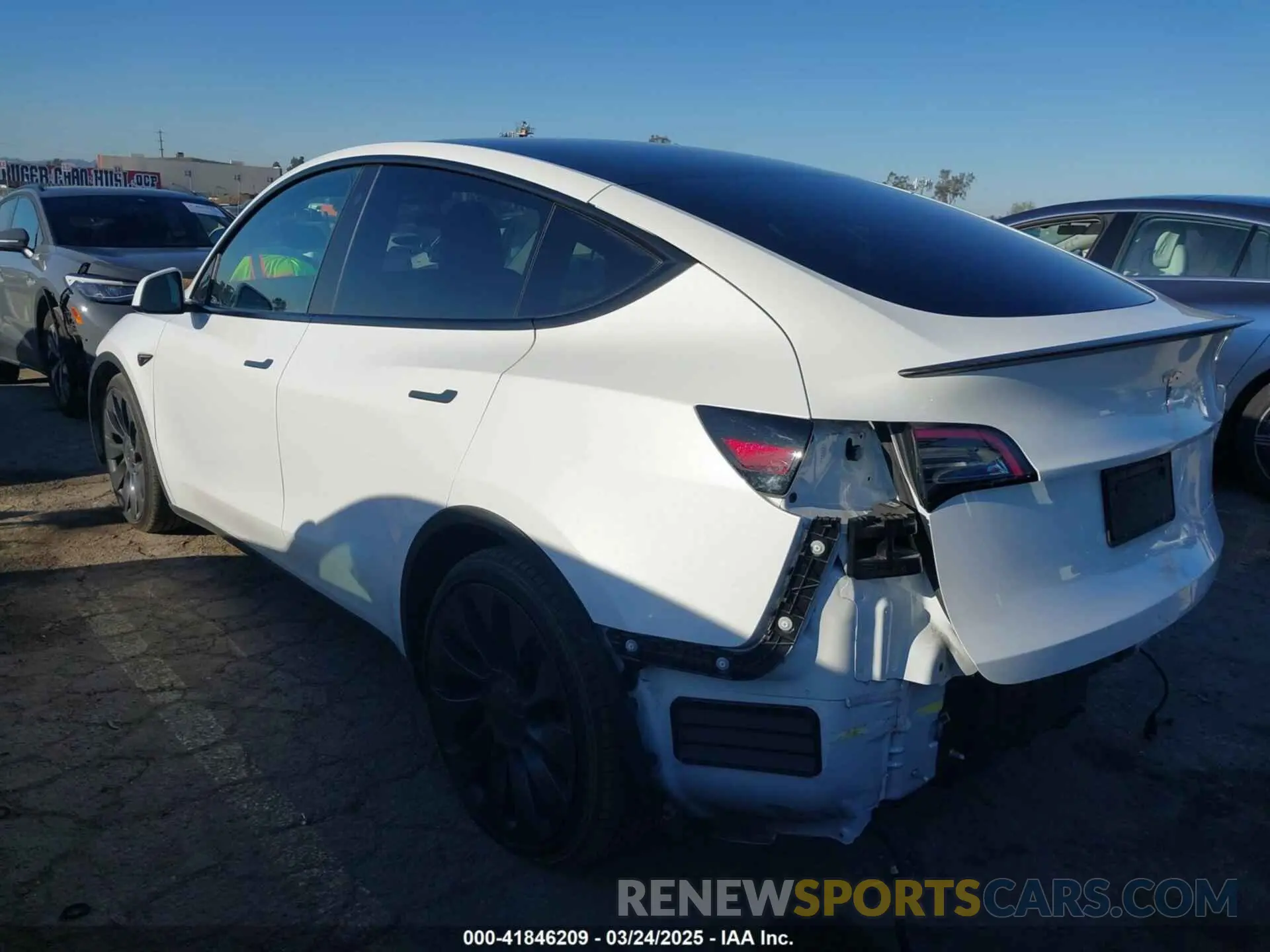 3 Фотография поврежденного автомобиля 7SAYGDEFXNF488274 TESLA MODEL Y 2022