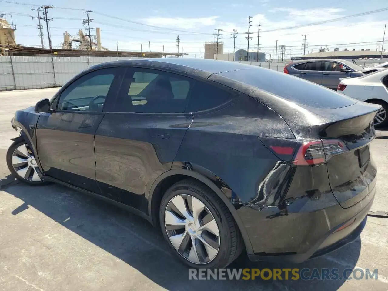 2 Фотография поврежденного автомобиля 7SAYGAEE0PF621827 TESLA MODEL Y 2023
