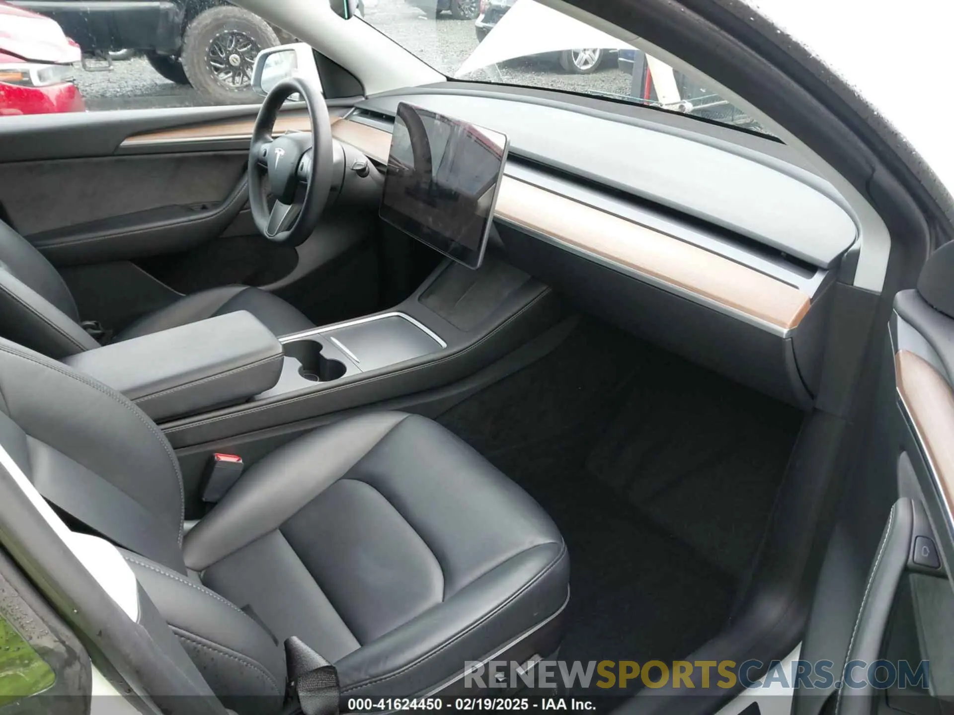 5 Фотография поврежденного автомобиля 7SAYGAEE0PF624730 TESLA MODEL Y 2023
