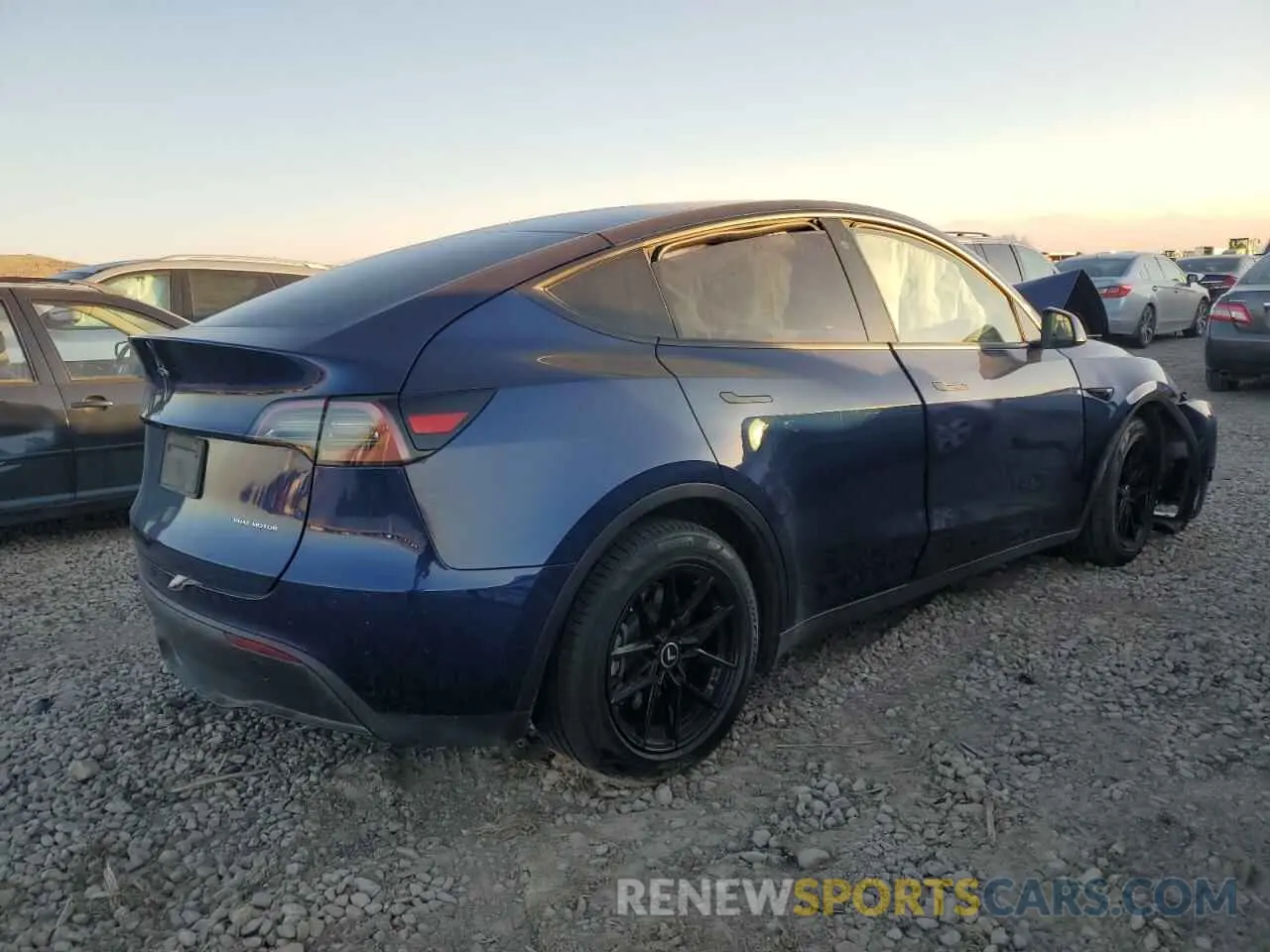 3 Photograph of a damaged car 7SAYGAEE0PF627921 TESLA MODEL Y 2023