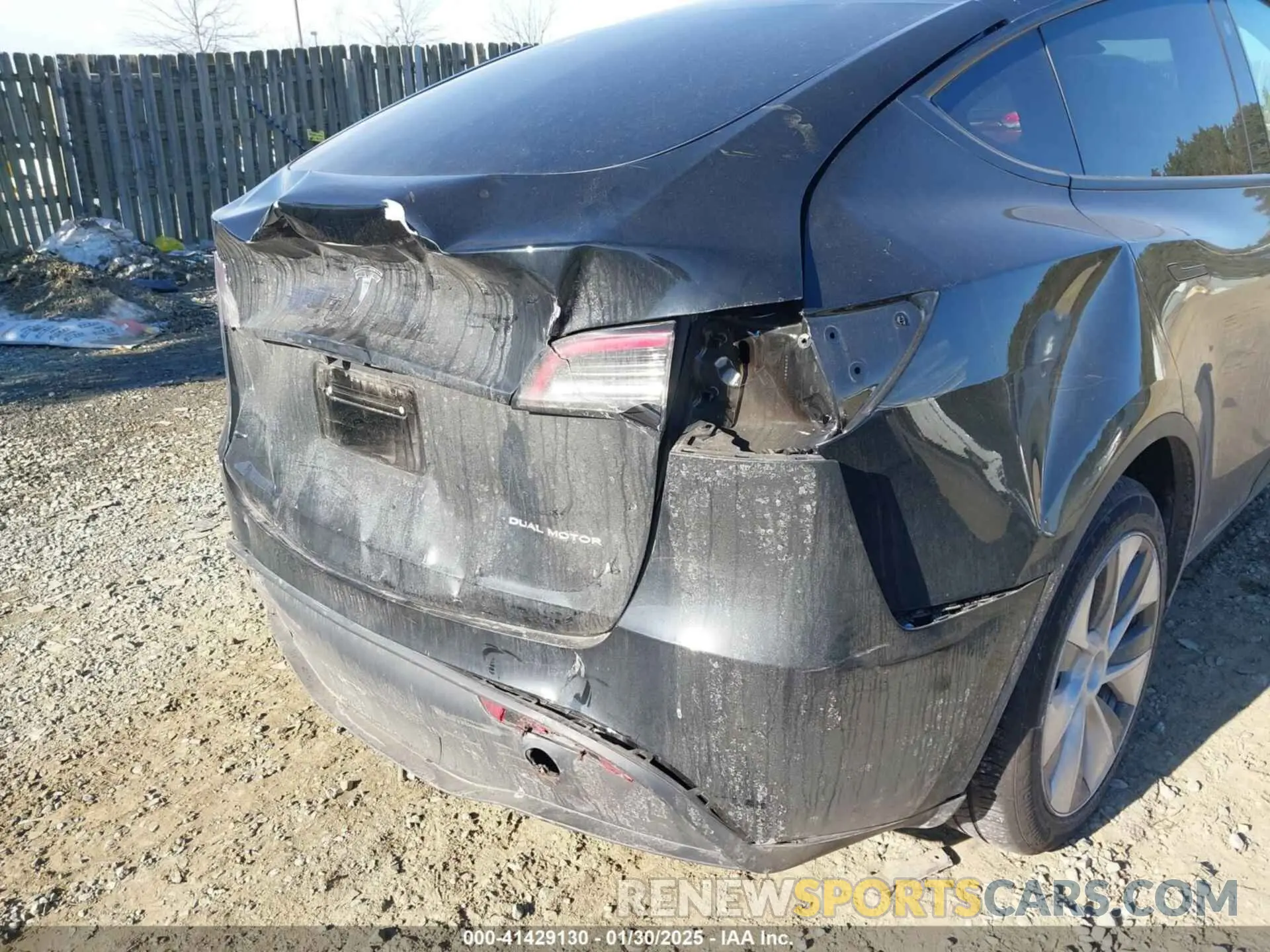 20 Фотография поврежденного автомобиля 7SAYGAEE0PF646470 TESLA MODEL Y 2023