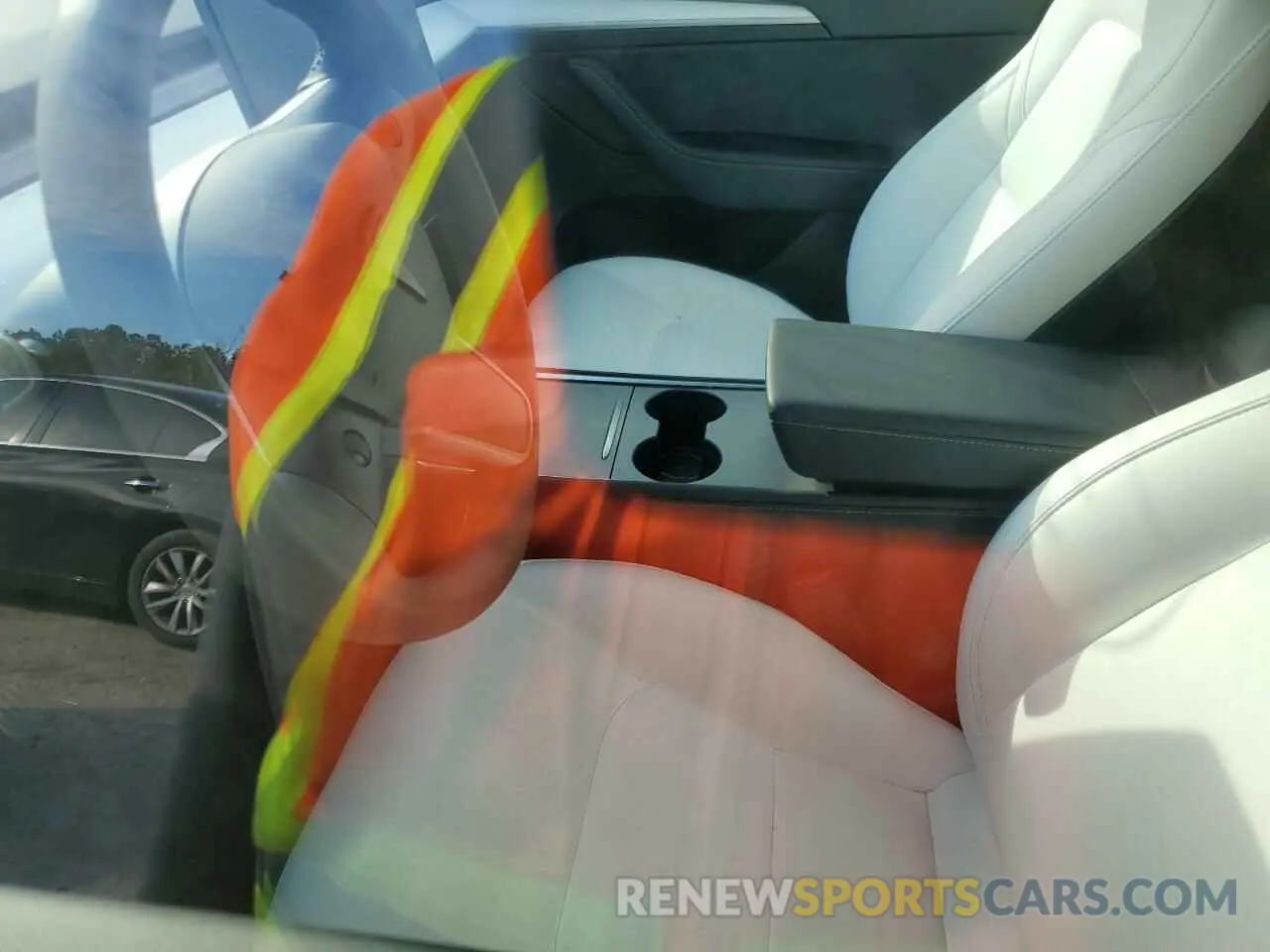 7 Photograph of a damaged car 7SAYGAEE0PF663768 TESLA MODEL Y 2023