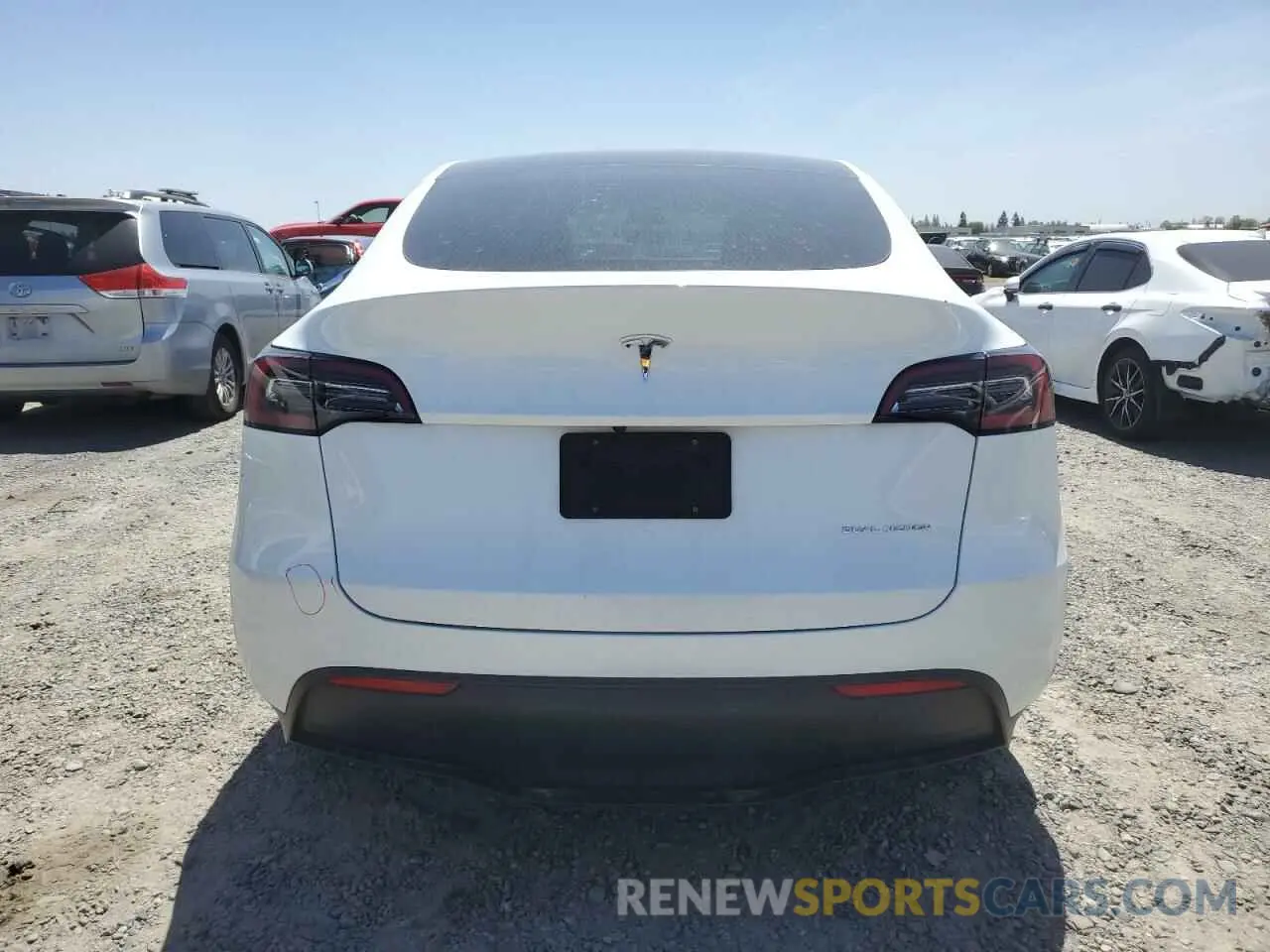 6 Photograph of a damaged car 7SAYGAEE0PF668825 TESLA MODEL Y 2023