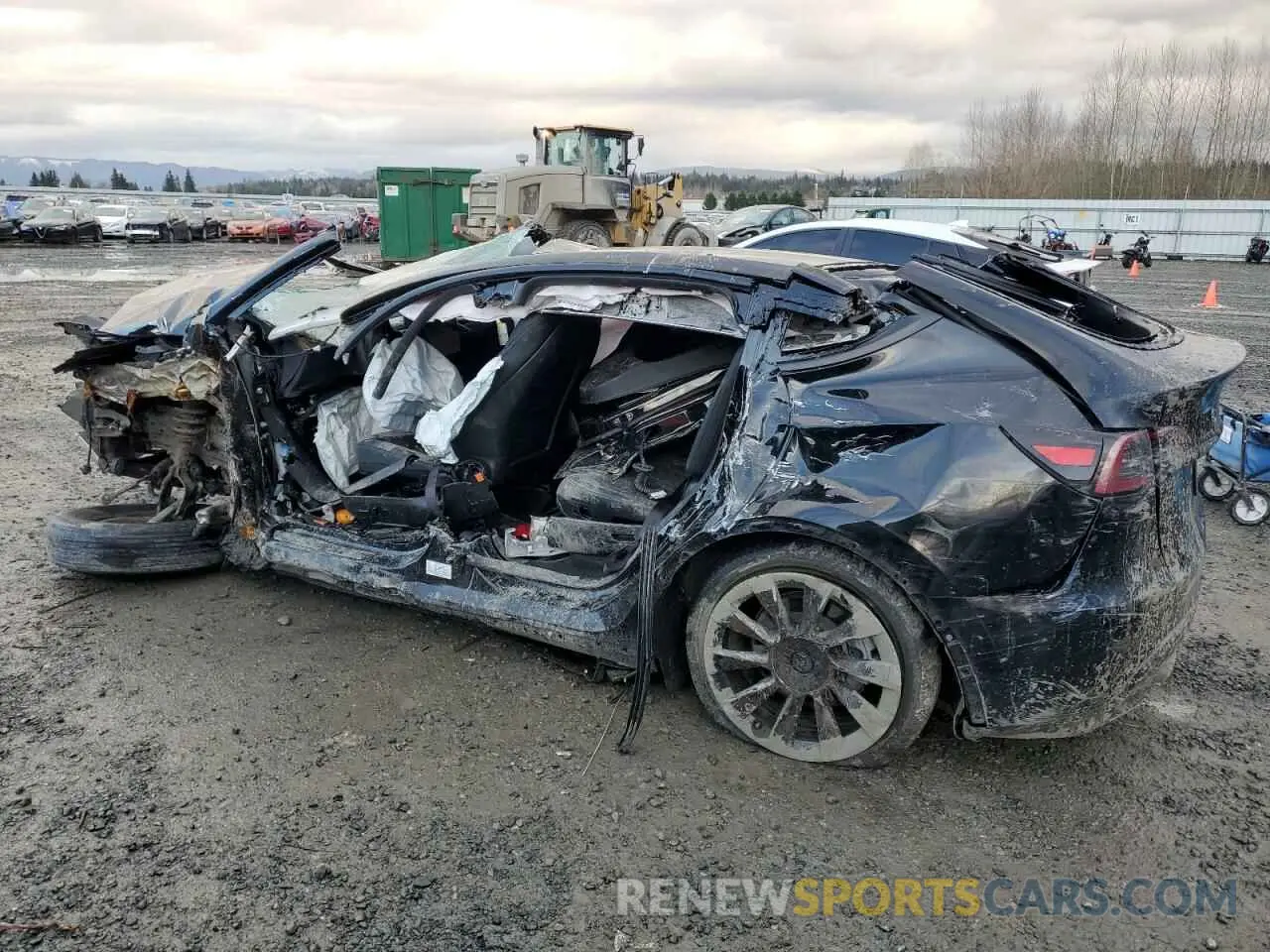 2 Фотография поврежденного автомобиля 7SAYGAEE0PF832185 TESLA MODEL Y 2023
