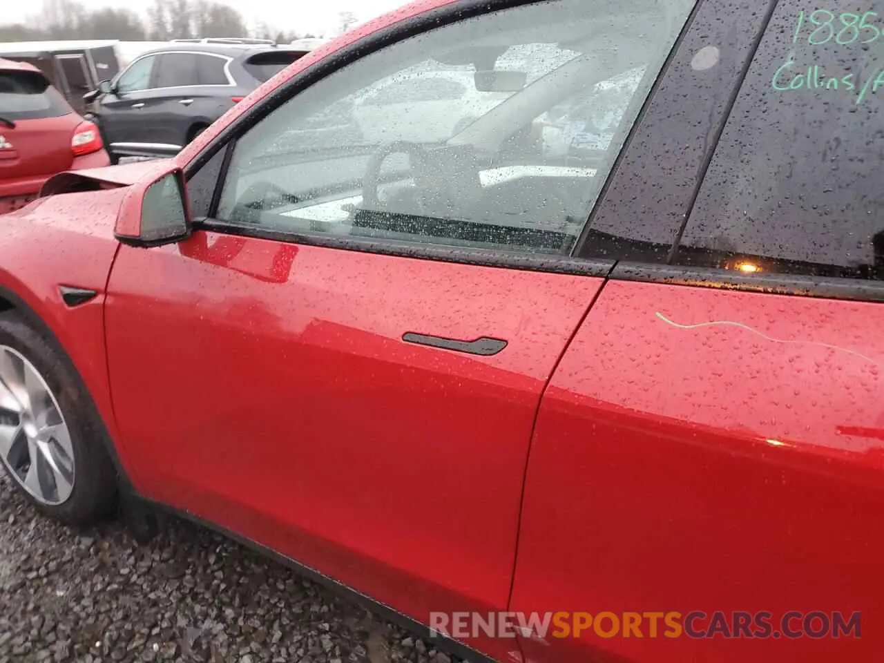 7 Photograph of a damaged car 7SAYGAEE0PF888028 TESLA MODEL Y 2023
