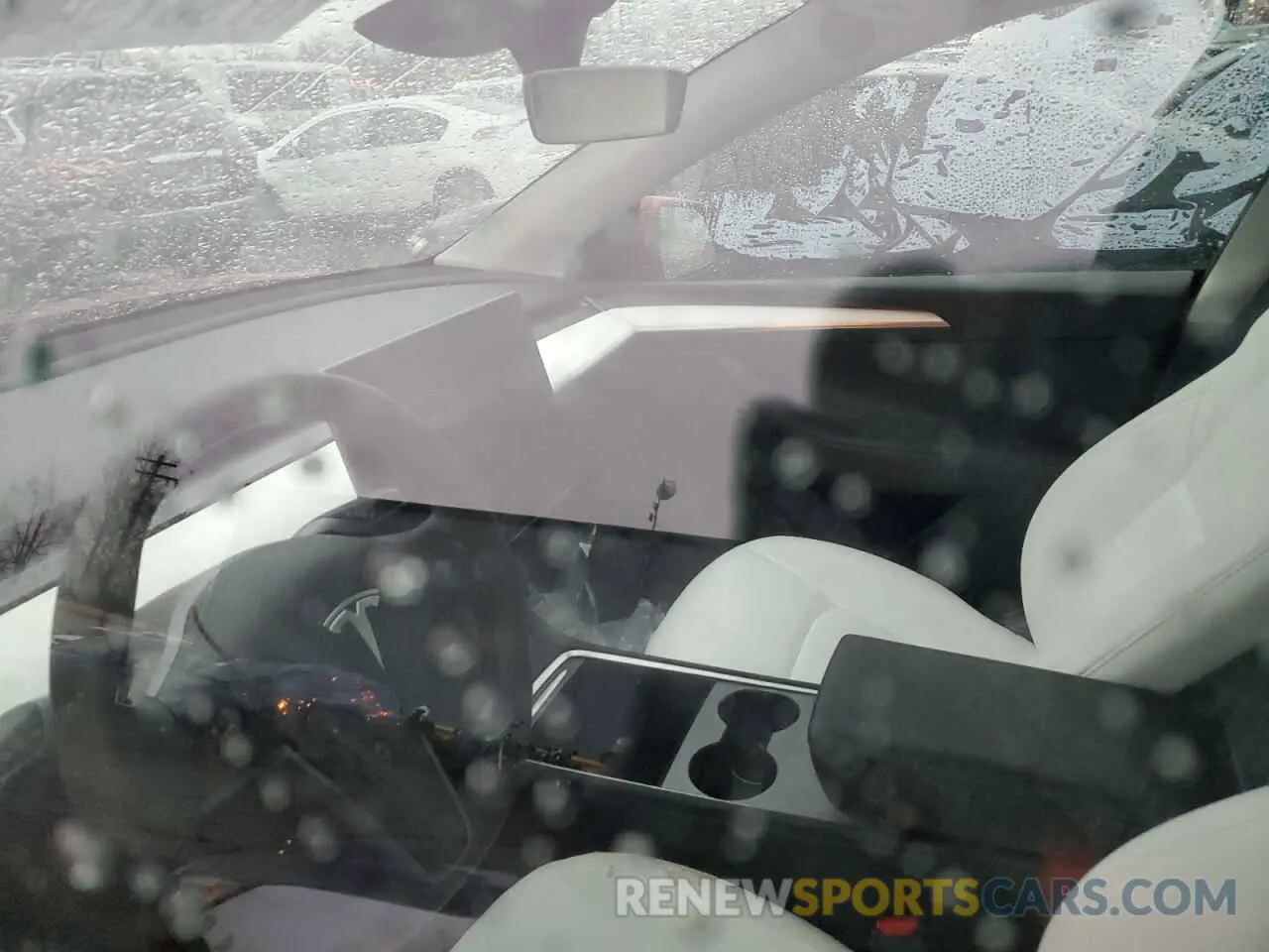 9 Photograph of a damaged car 7SAYGAEE0PF888028 TESLA MODEL Y 2023