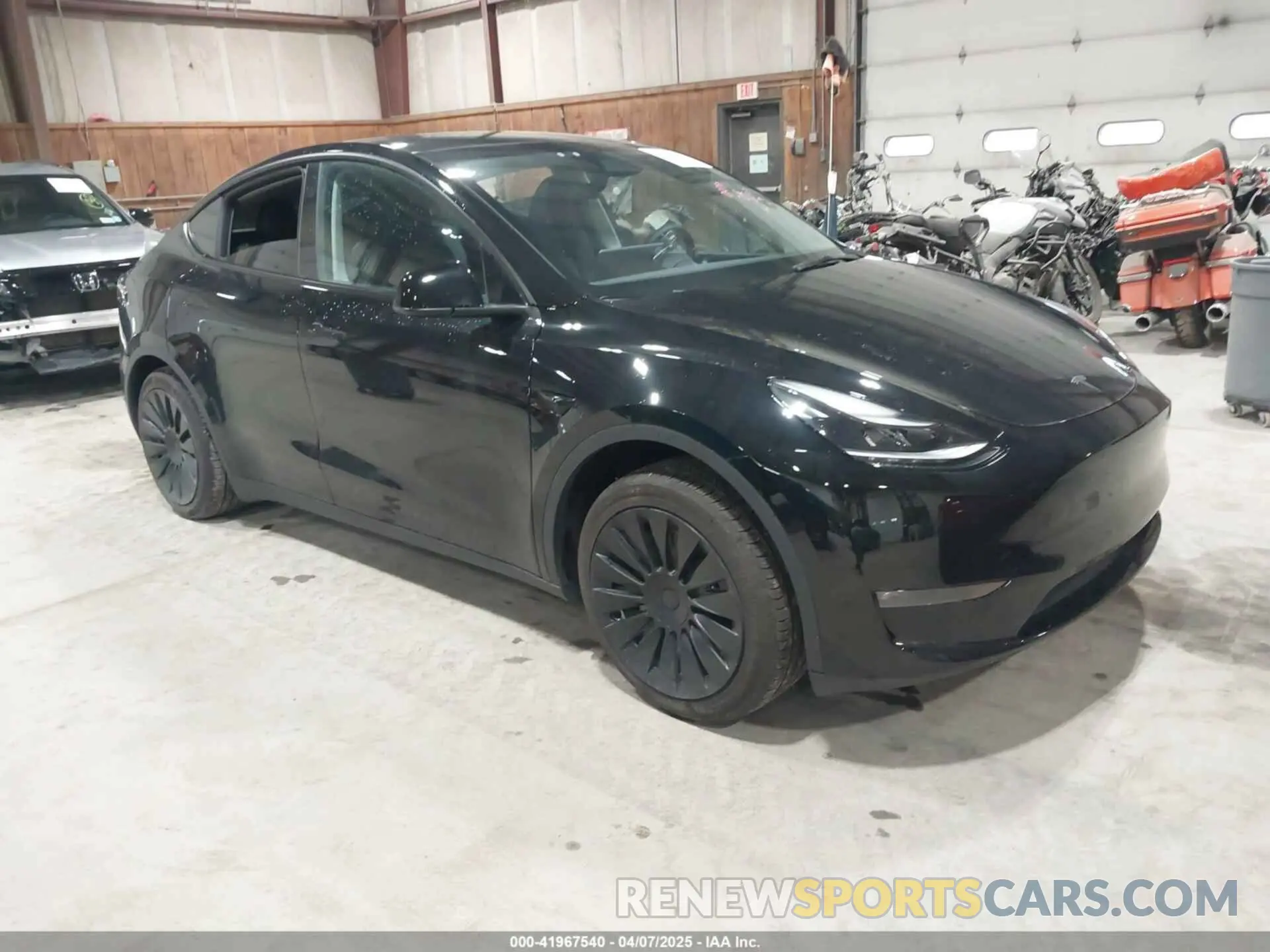 1 Photograph of a damaged car 7SAYGAEE0PF888983 TESLA MODEL Y 2023