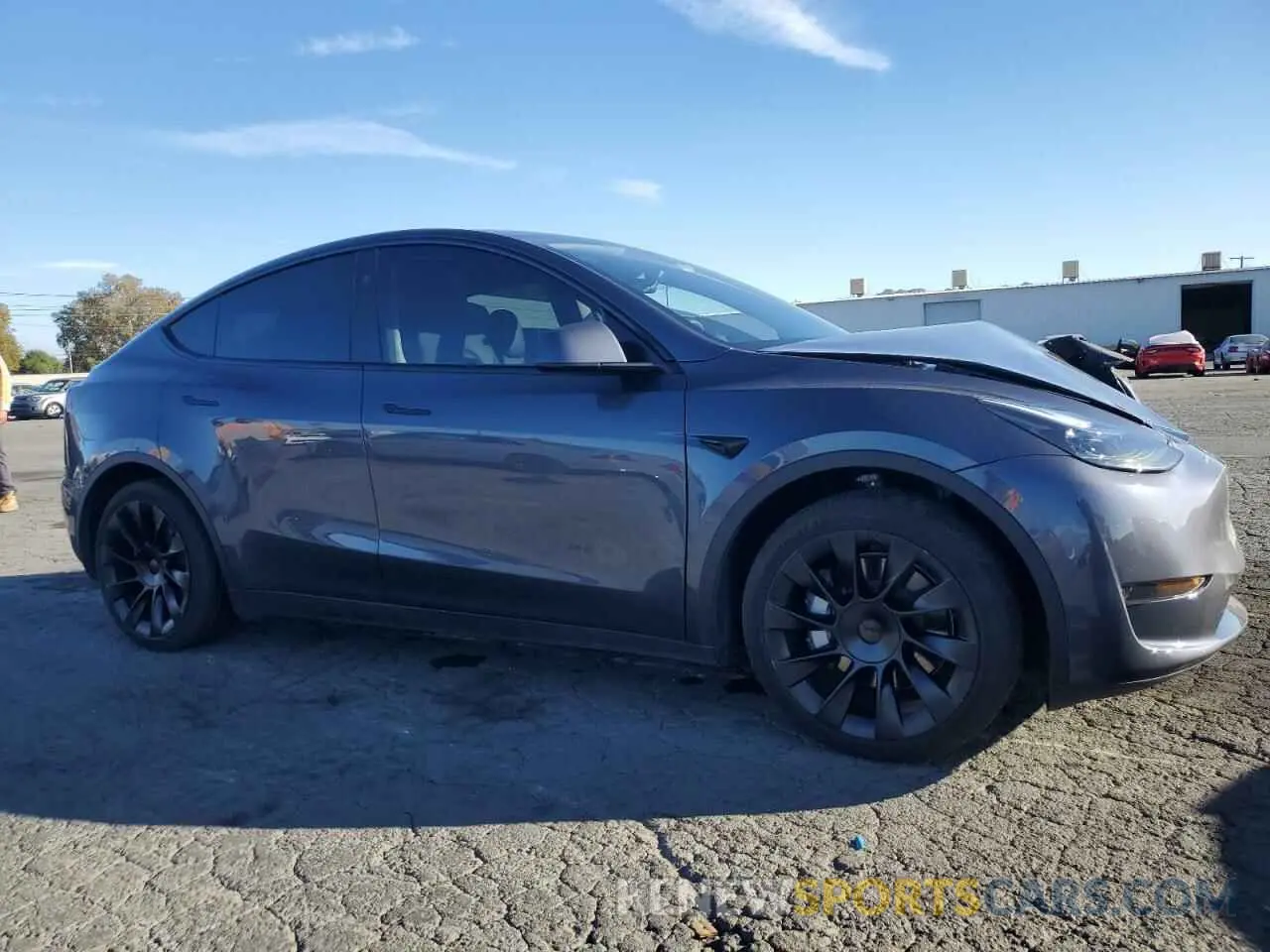 4 Фотография поврежденного автомобиля 7SAYGAEE0PF909640 TESLA MODEL Y 2023