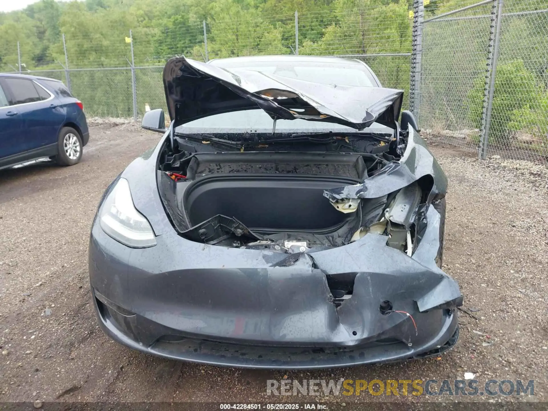 11 Фотография поврежденного автомобиля 7SAYGAEE1PF584206 TESLA MODEL Y 2023