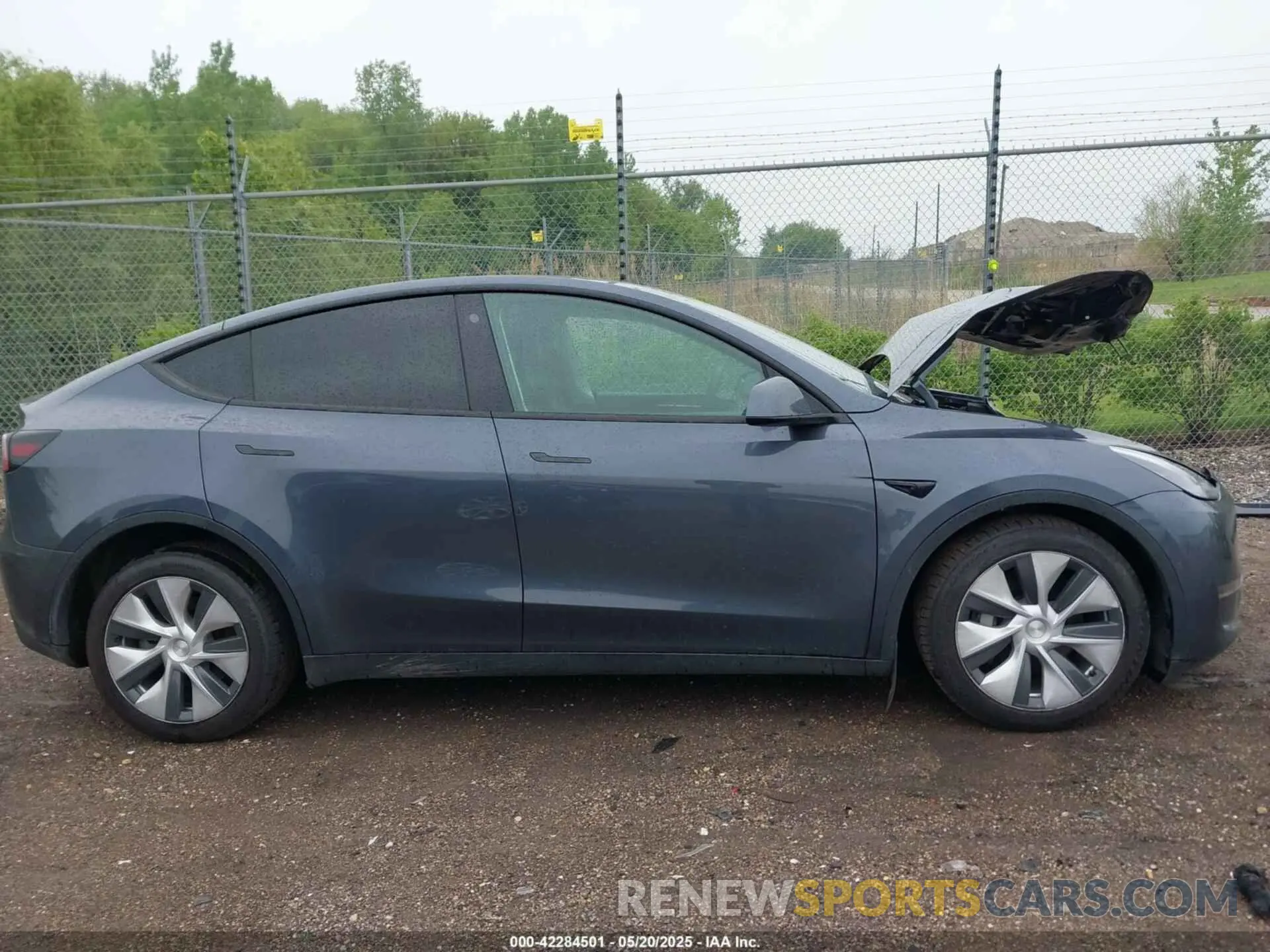 12 Фотография поврежденного автомобиля 7SAYGAEE1PF584206 TESLA MODEL Y 2023