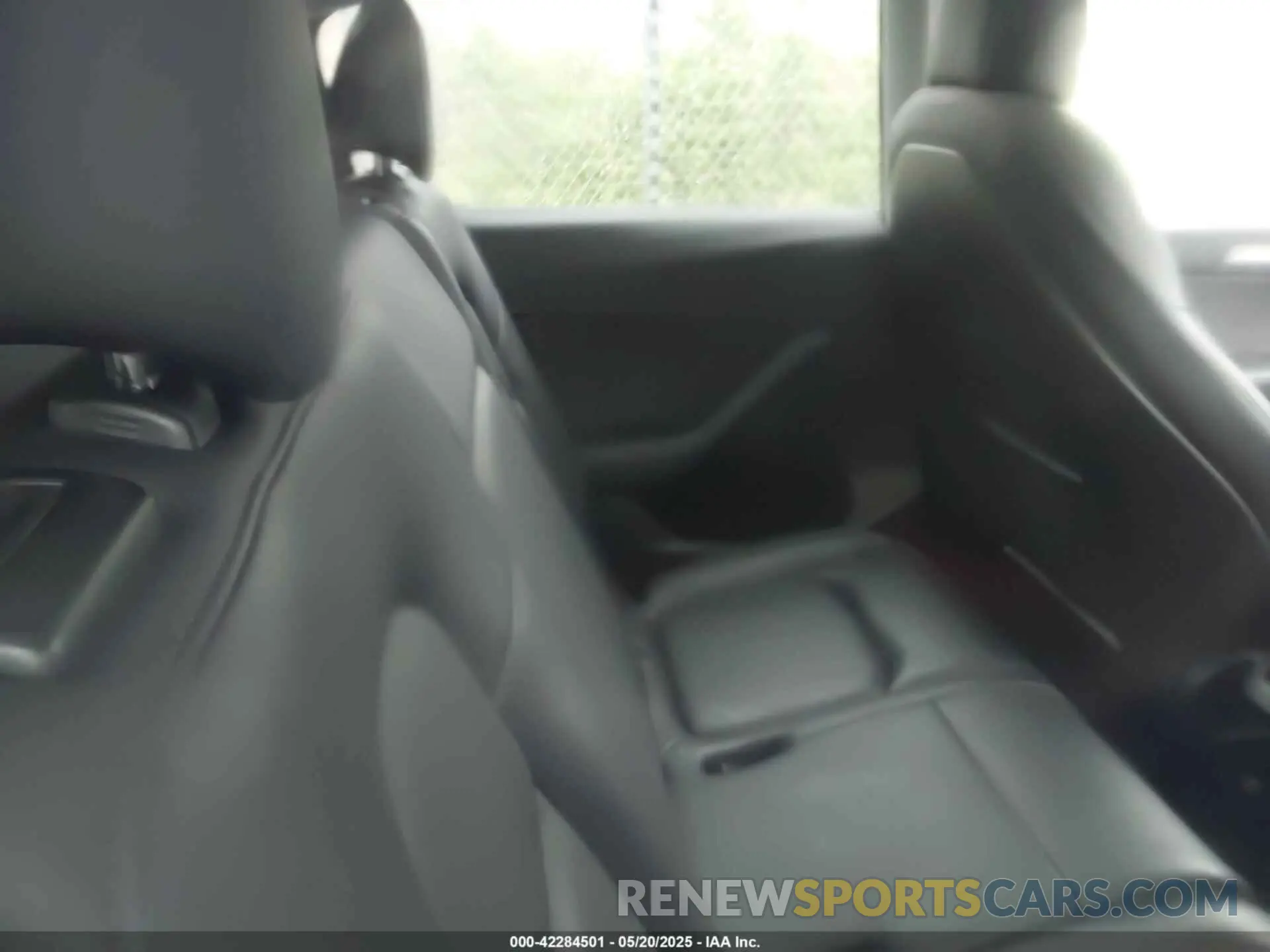 8 Фотография поврежденного автомобиля 7SAYGAEE1PF584206 TESLA MODEL Y 2023