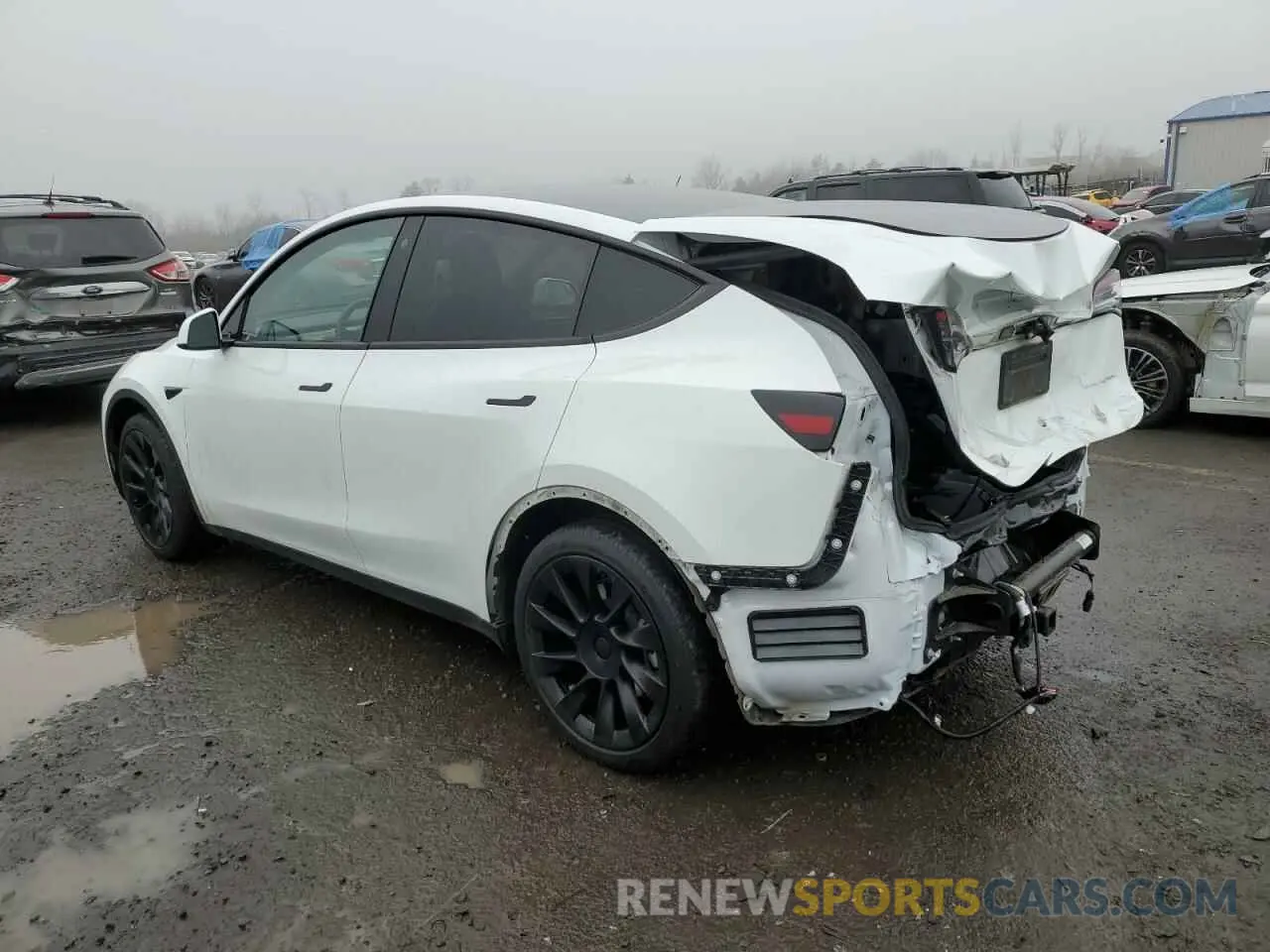 2 Photograph of a damaged car 7SAYGAEE1PF673984 TESLA MODEL Y 2023