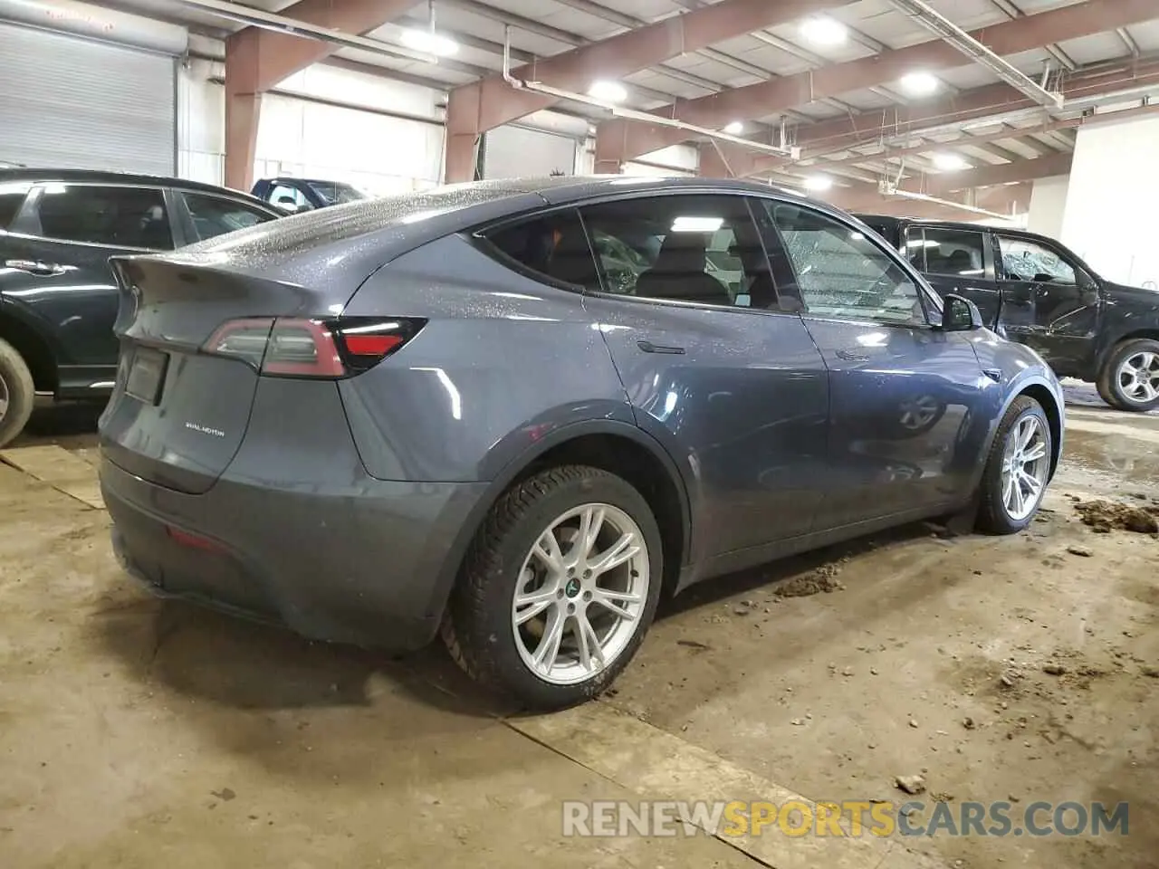 3 Photograph of a damaged car 7SAYGAEE1PF685911 TESLA MODEL Y 2023