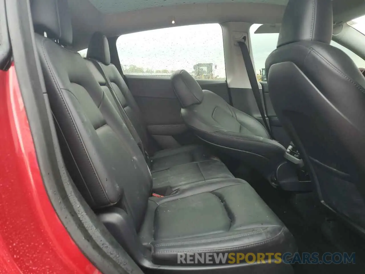 10 Photograph of a damaged car 7SAYGAEE1PF690008 TESLA MODEL Y 2023