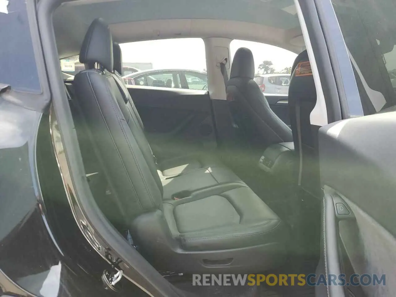 11 Photograph of a damaged car 7SAYGAEE1PF909386 TESLA MODEL Y 2023