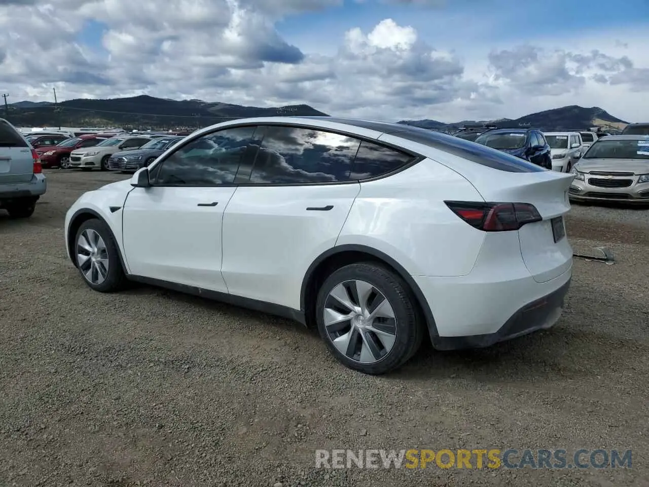 2 Фотография поврежденного автомобиля 7SAYGAEE2PF584621 TESLA MODEL Y 2023