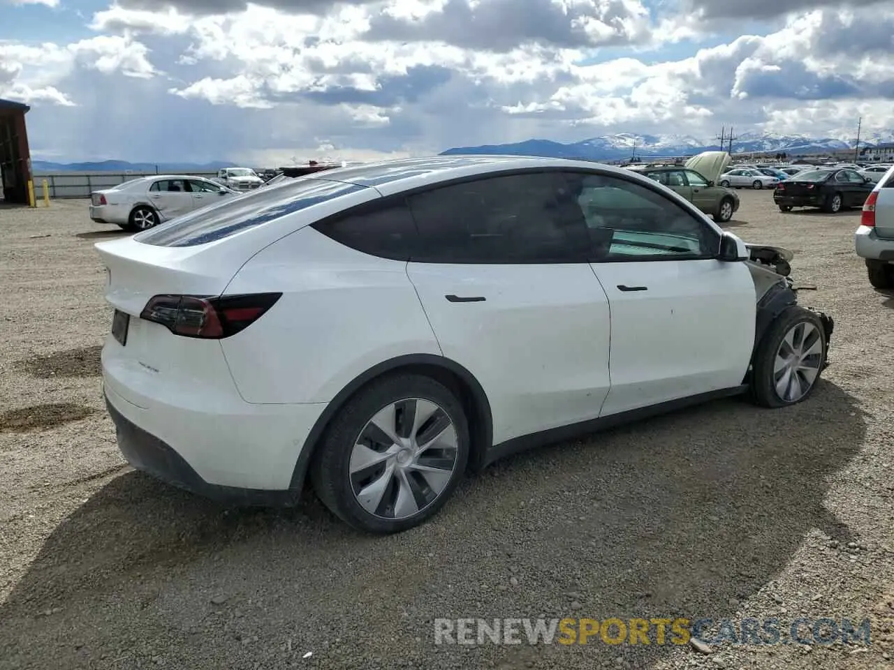 3 Фотография поврежденного автомобиля 7SAYGAEE2PF584621 TESLA MODEL Y 2023