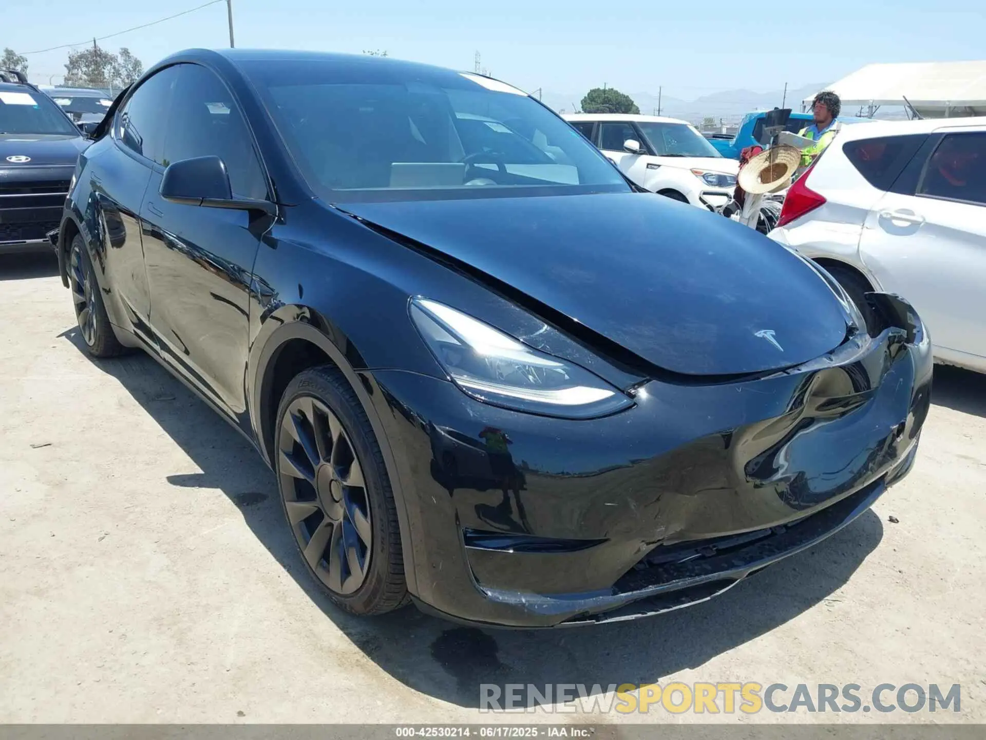 1 Фотография поврежденного автомобиля 7SAYGAEE2PF638323 TESLA MODEL Y 2023