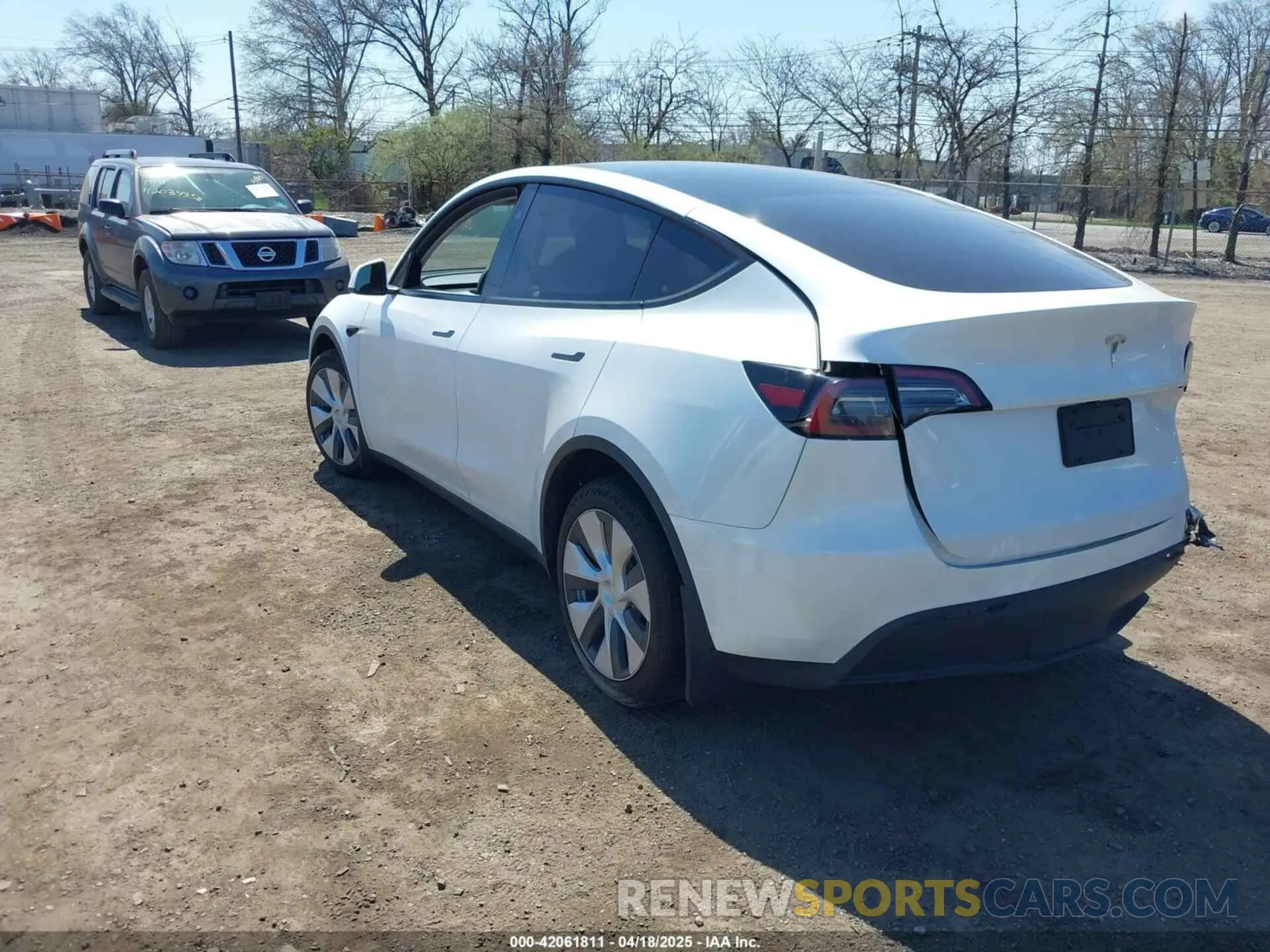 3 Photograph of a damaged car 7SAYGAEE2PF839171 TESLA MODEL Y 2023