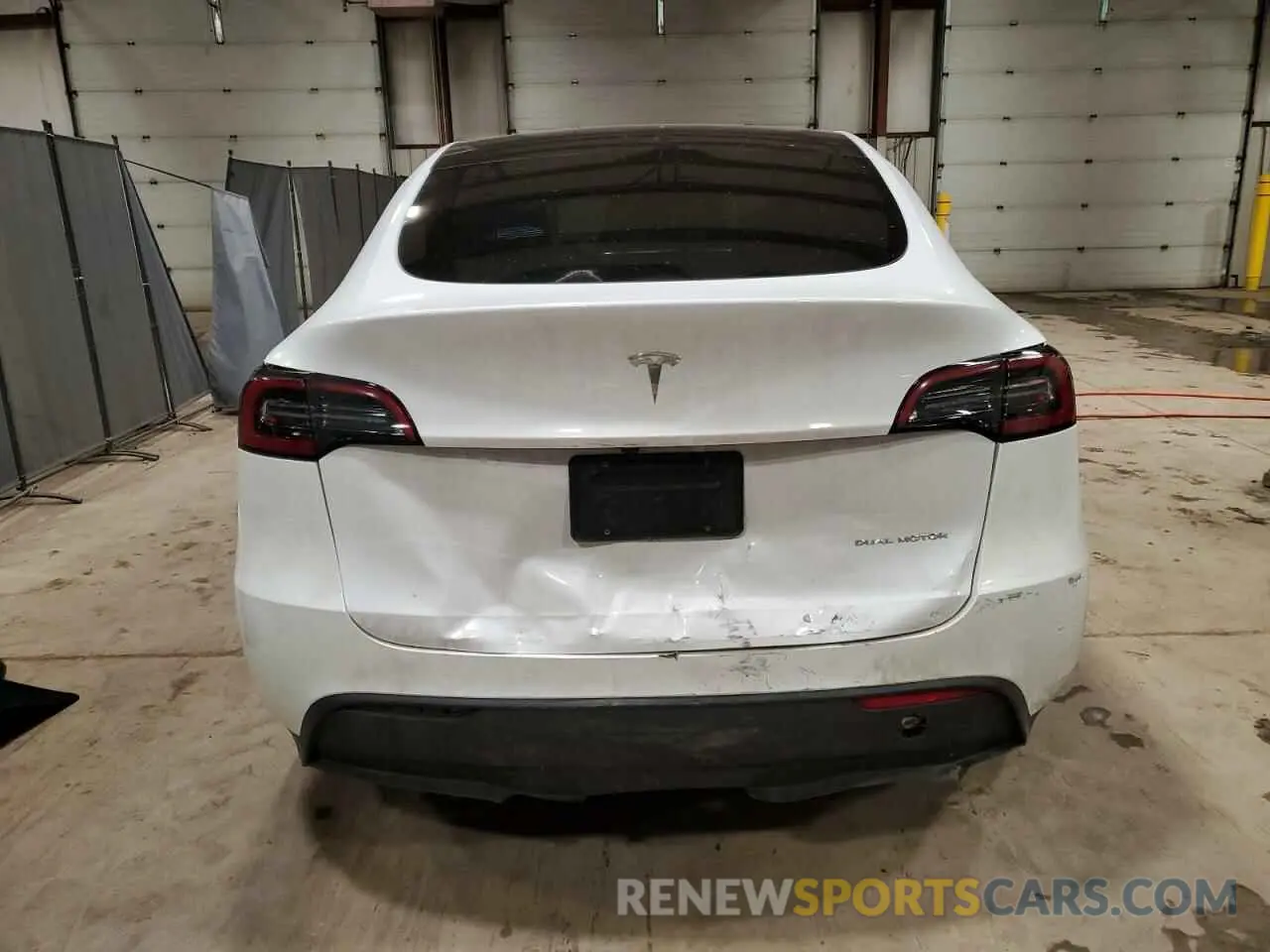 6 Фотография поврежденного автомобиля 7SAYGAEE2PF873577 TESLA MODEL Y 2023
