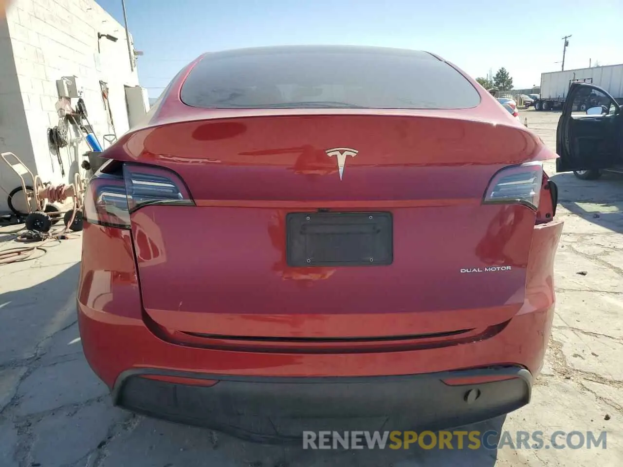6 Photograph of a damaged car 7SAYGAEE2PF876219 TESLA MODEL Y 2023