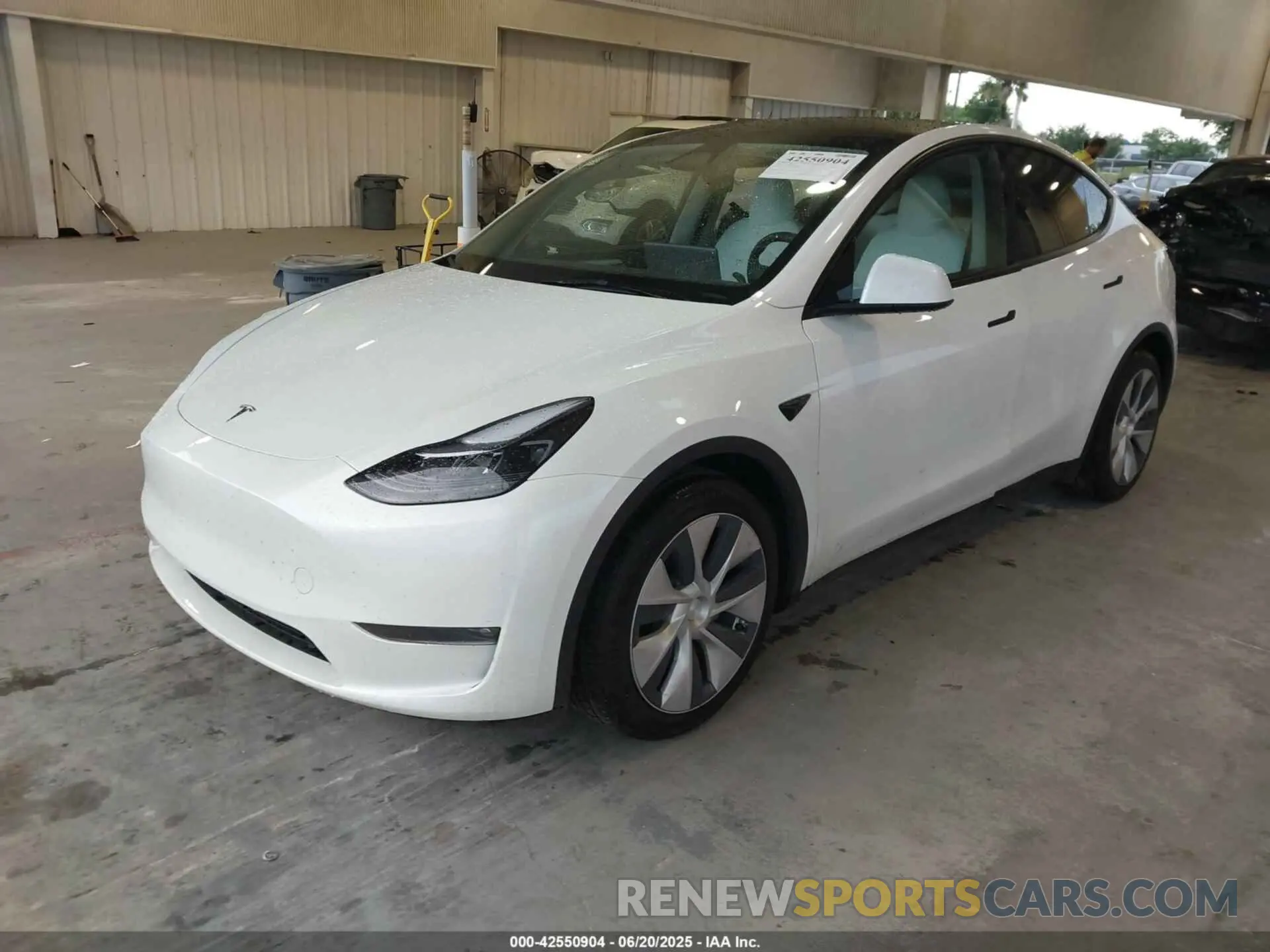 2 Фотография поврежденного автомобиля 7SAYGAEE2PF968298 TESLA MODEL Y 2023
