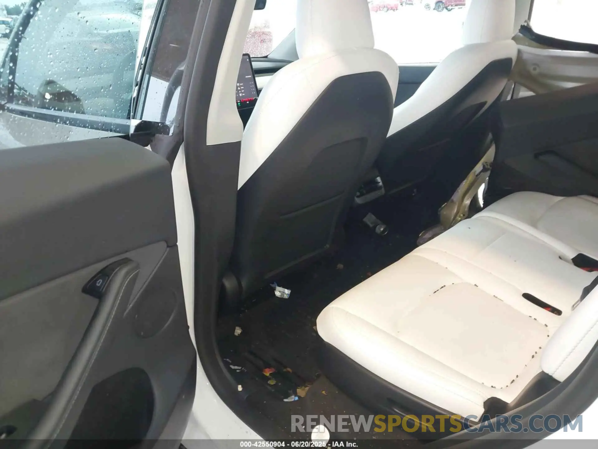 8 Фотография поврежденного автомобиля 7SAYGAEE2PF968298 TESLA MODEL Y 2023