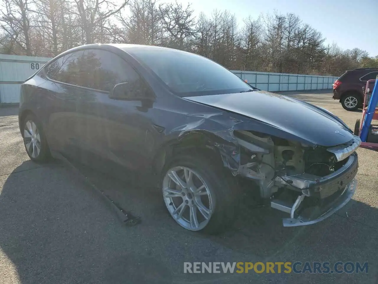 4 Photograph of a damaged car 7SAYGAEE3PF585261 TESLA MODEL Y 2023