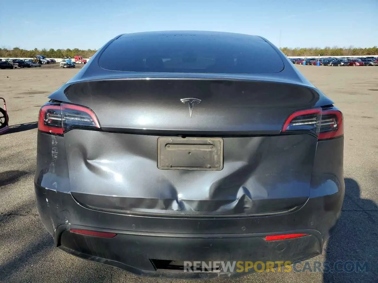 6 Photograph of a damaged car 7SAYGAEE3PF585261 TESLA MODEL Y 2023