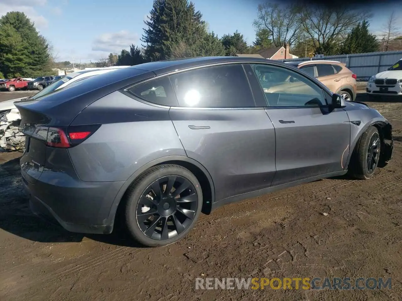 3 Photograph of a damaged car 7SAYGAEE3PF596826 TESLA MODEL Y 2023