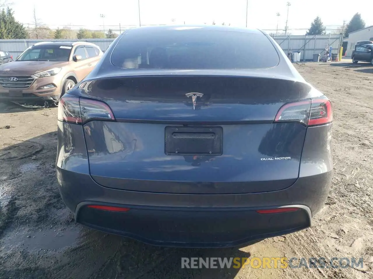6 Photograph of a damaged car 7SAYGAEE3PF596826 TESLA MODEL Y 2023
