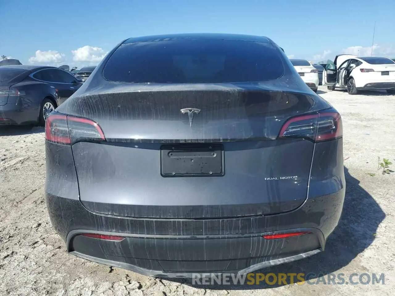 6 Photograph of a damaged car 7SAYGAEE3PF610563 TESLA MODEL Y 2023
