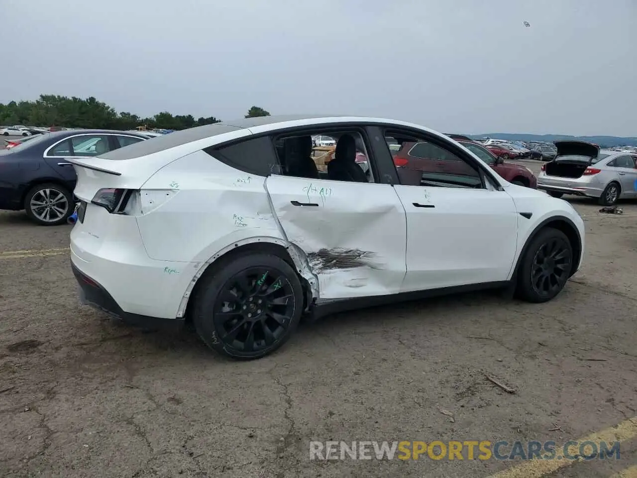 3 Фотография поврежденного автомобиля 7SAYGAEE3PF669631 TESLA MODEL Y 2023