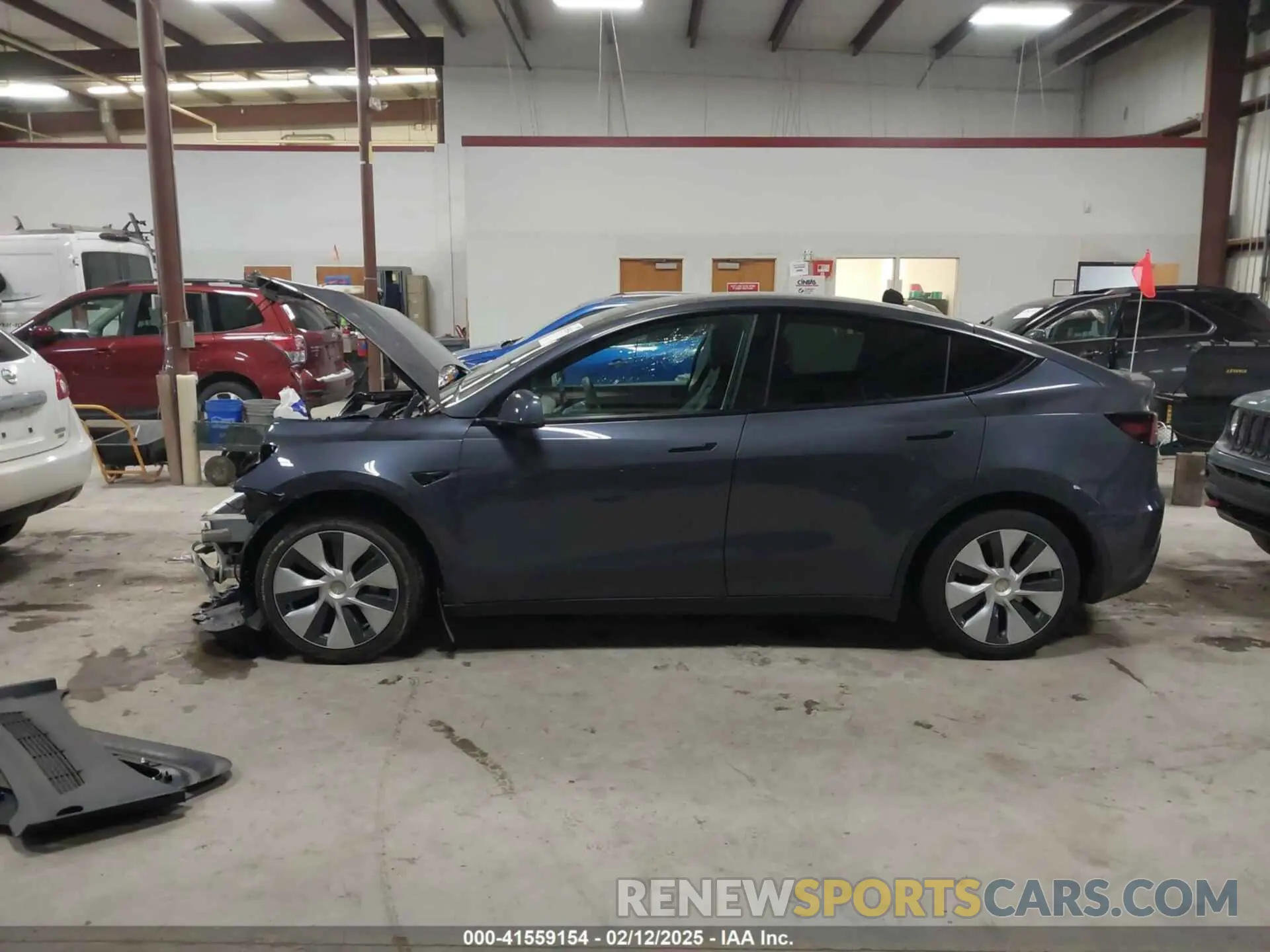 14 Фотография поврежденного автомобиля 7SAYGAEE3PF690592 TESLA MODEL Y 2023