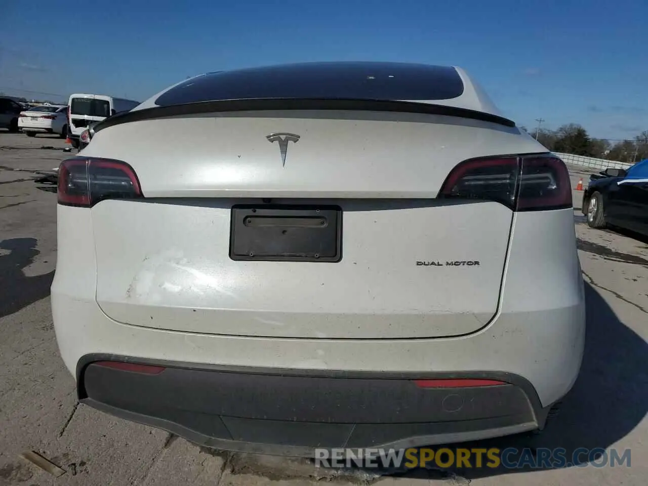 6 Photograph of a damaged car 7SAYGAEE3PF767171 TESLA MODEL Y 2023