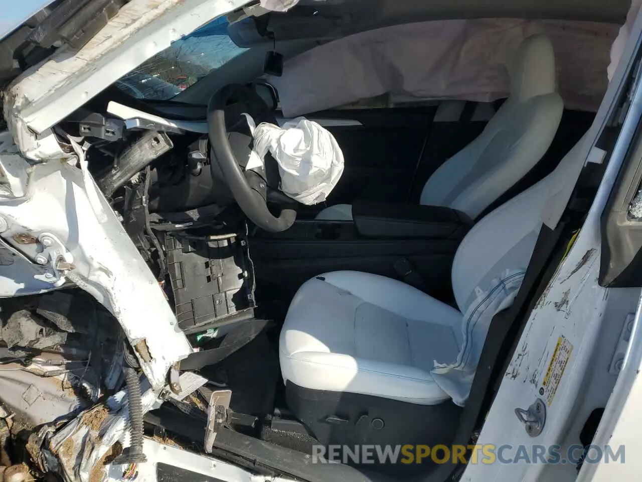 7 Photograph of a damaged car 7SAYGAEE3PF767171 TESLA MODEL Y 2023