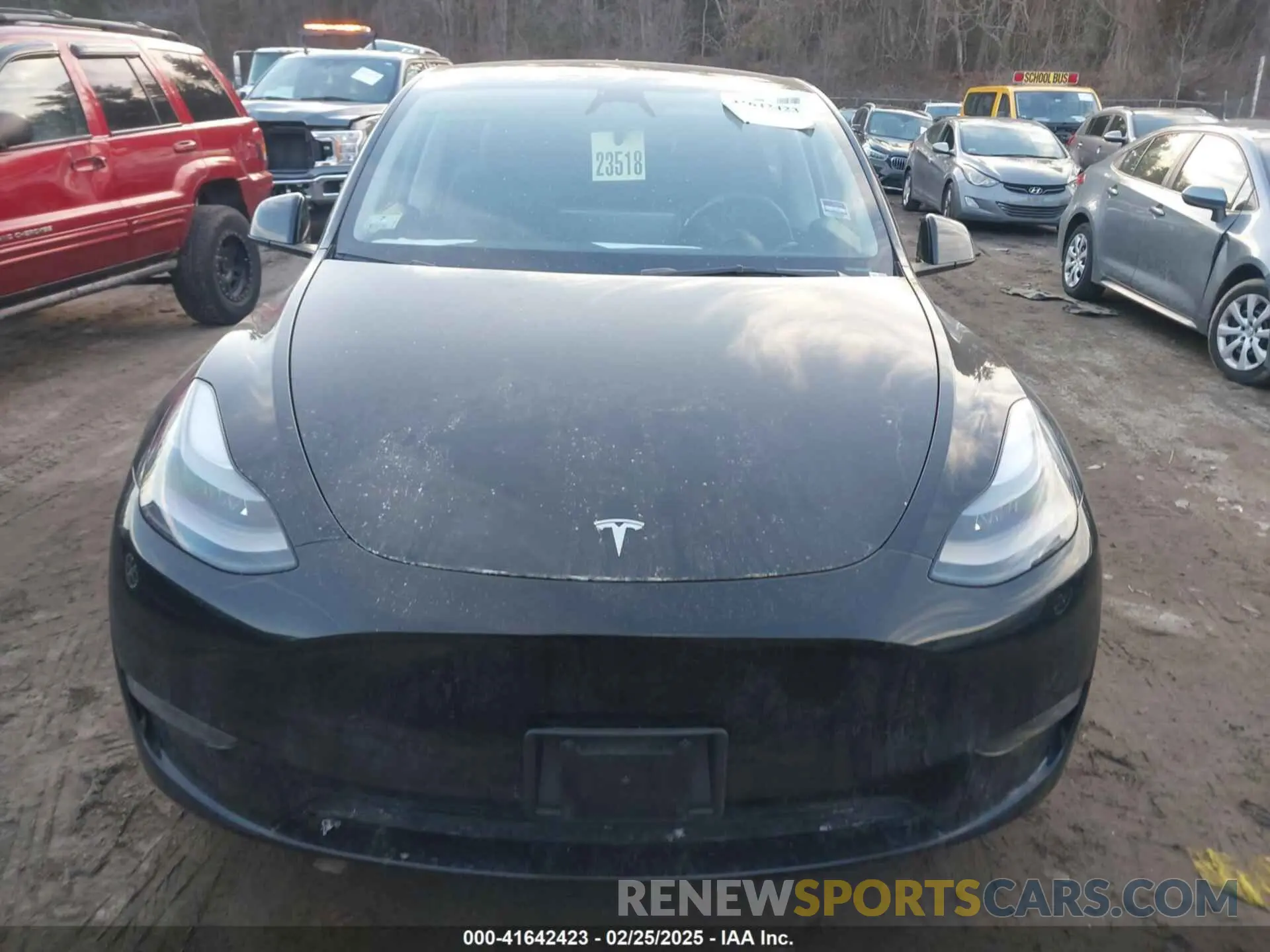 13 Photograph of a damaged car 7SAYGAEE3PF805711 TESLA MODEL Y 2023