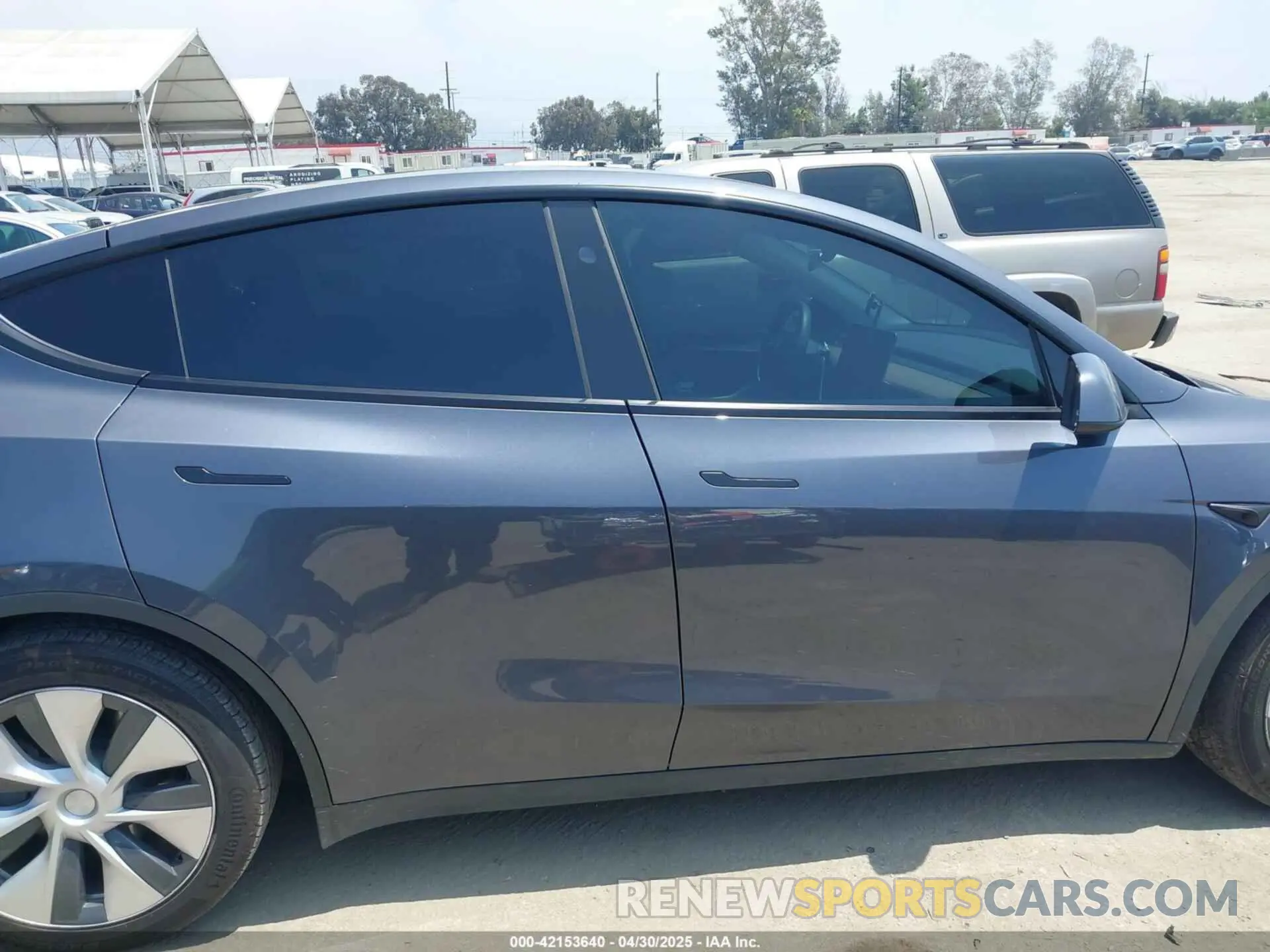 13 Фотография поврежденного автомобиля 7SAYGAEE3PF871904 TESLA MODEL Y 2023