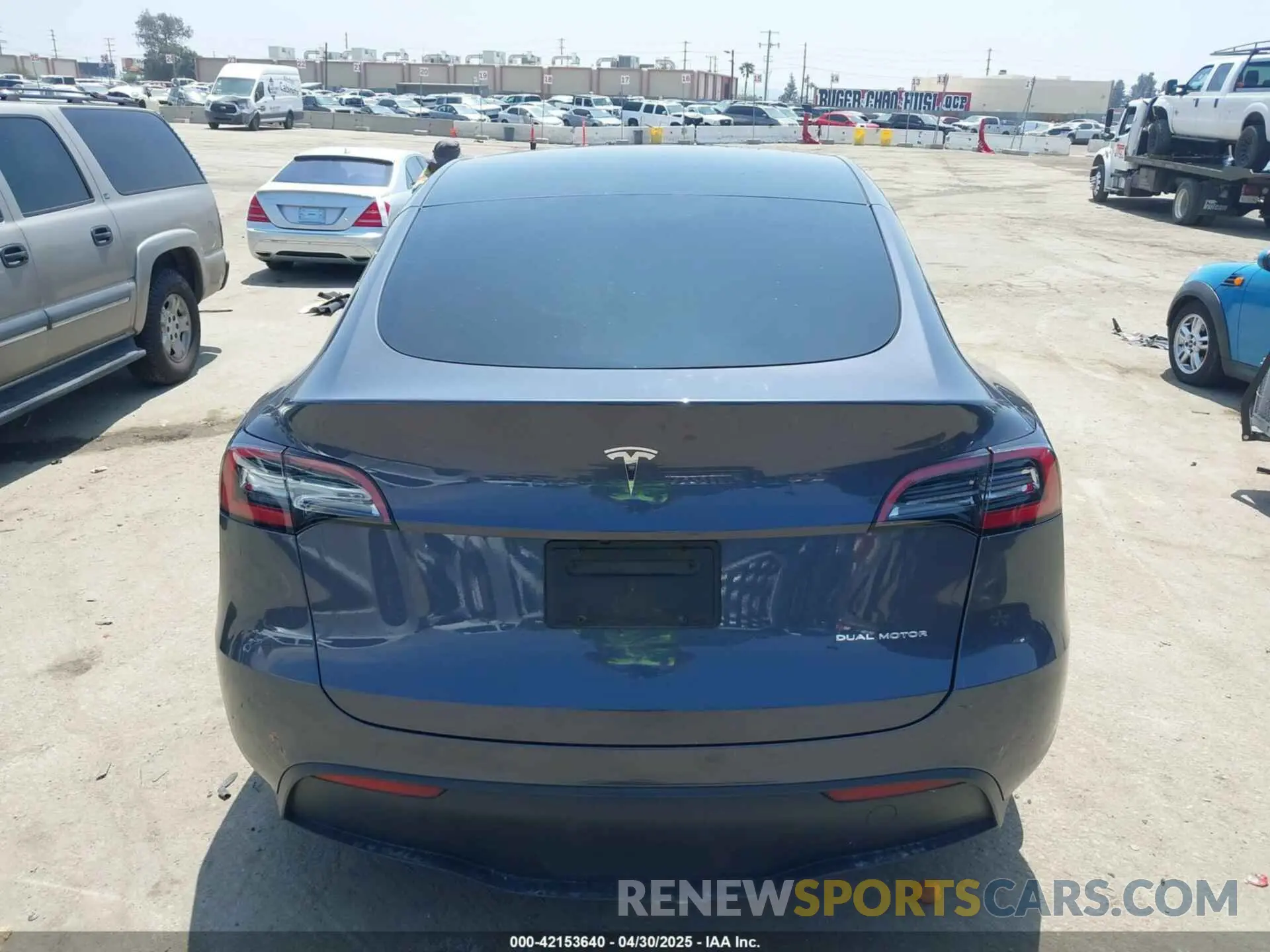 16 Фотография поврежденного автомобиля 7SAYGAEE3PF871904 TESLA MODEL Y 2023