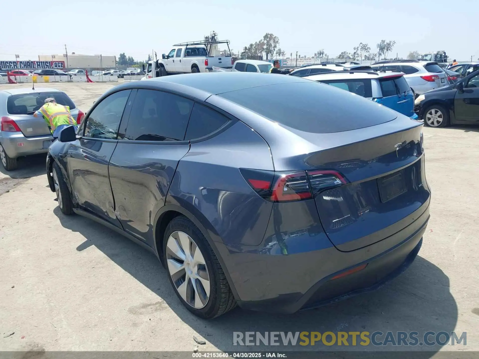 3 Фотография поврежденного автомобиля 7SAYGAEE3PF871904 TESLA MODEL Y 2023