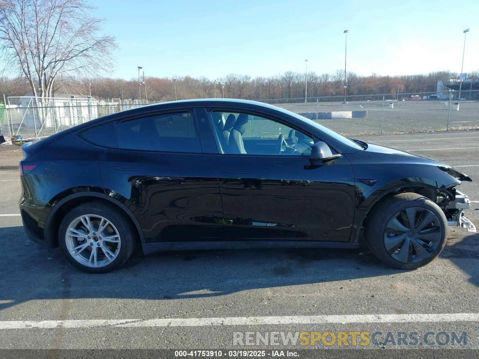 12 Photograph of a damaged car 7SAYGAEE3PF925928 TESLA MODEL Y 2023