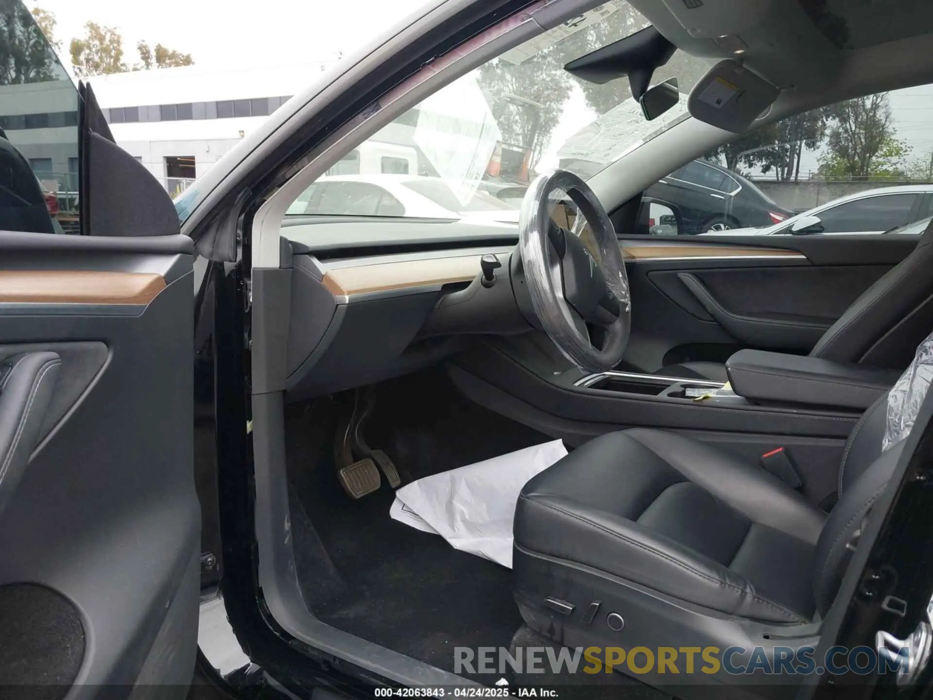 21 Фотография поврежденного автомобиля 7SAYGAEE4PF636427 TESLA MODEL Y 2023