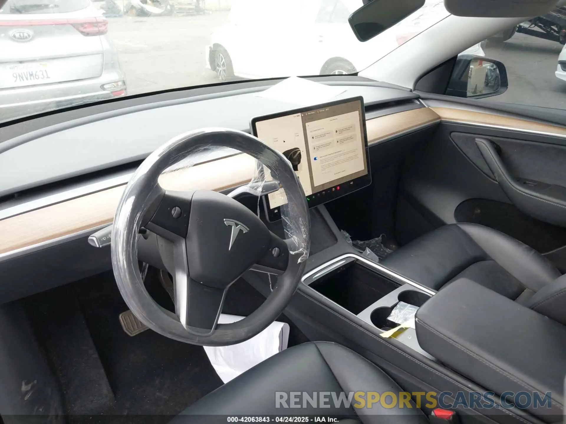 23 Фотография поврежденного автомобиля 7SAYGAEE4PF636427 TESLA MODEL Y 2023