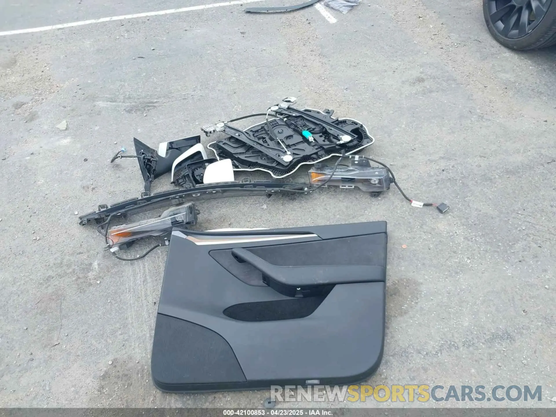 12 Фотография поврежденного автомобиля 7SAYGAEE4PF752629 TESLA MODEL Y 2023