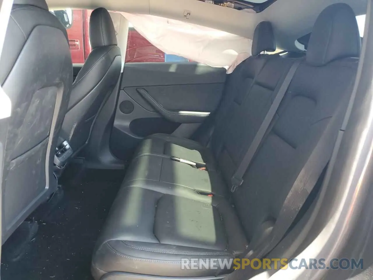10 Photograph of a damaged car 7SAYGAEE4PF832044 TESLA MODEL Y 2023