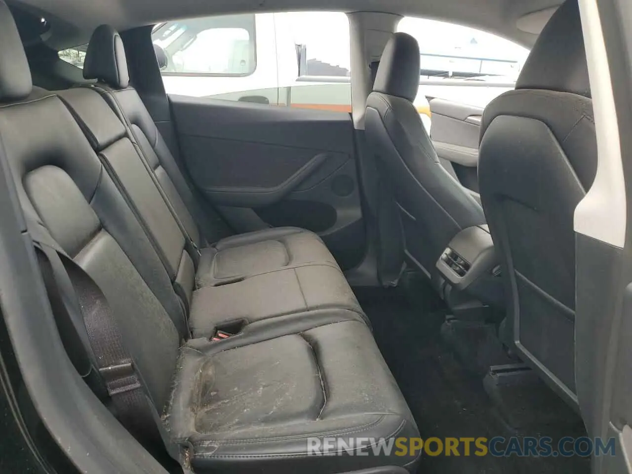 11 Photograph of a damaged car 7SAYGAEE4PF833159 TESLA MODEL Y 2023