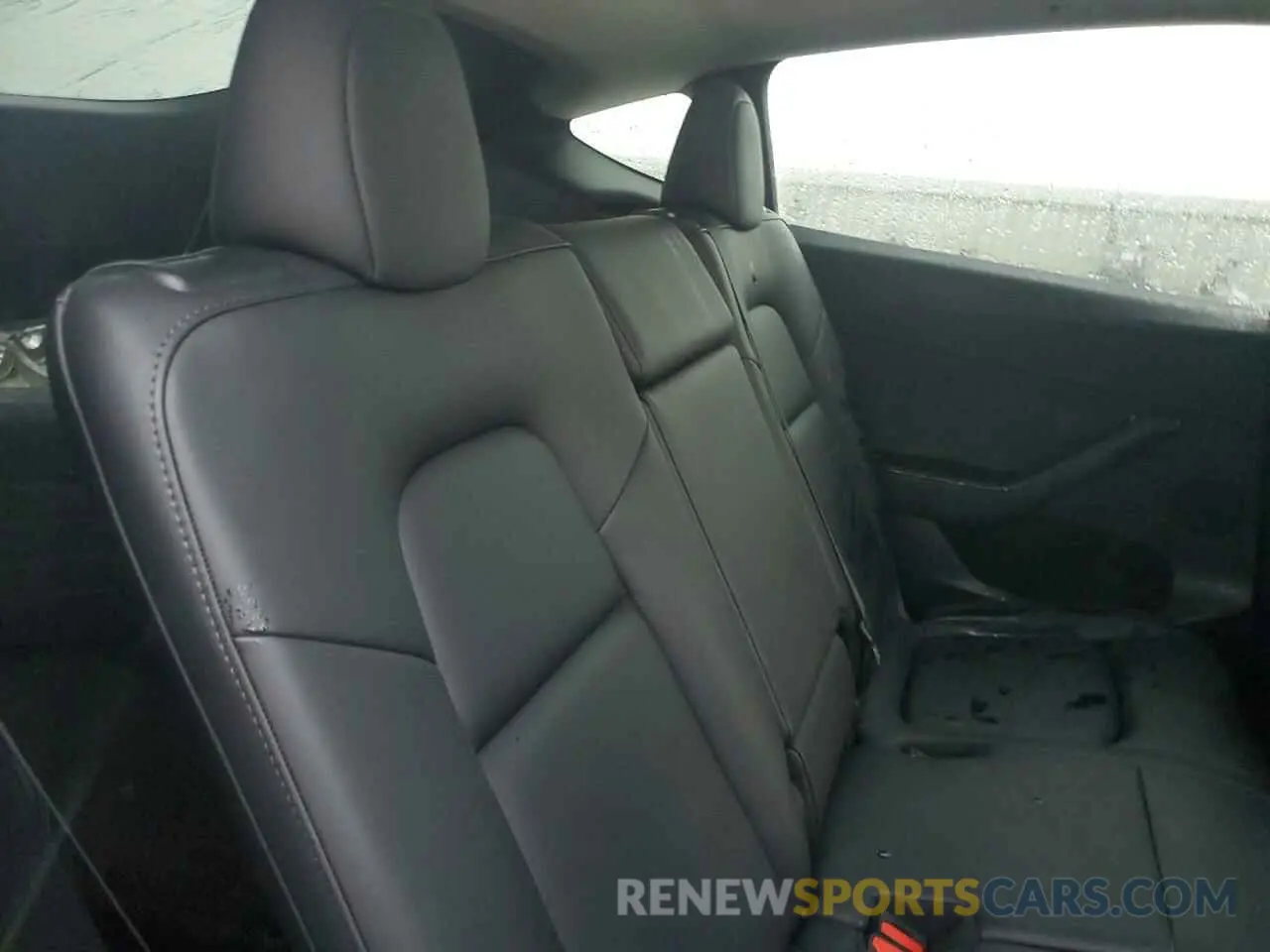 11 Photograph of a damaged car 7SAYGAEE4PF871426 TESLA MODEL Y 2023