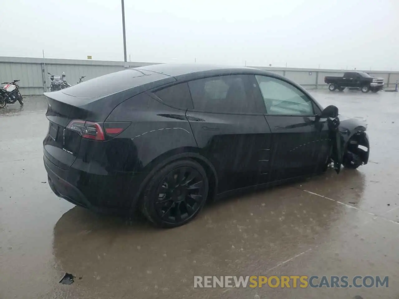 3 Photograph of a damaged car 7SAYGAEE4PF871426 TESLA MODEL Y 2023
