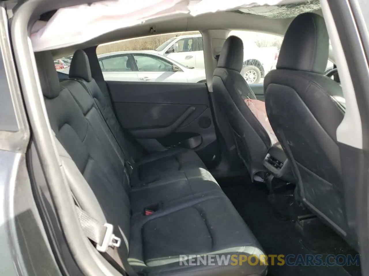 10 Photograph of a damaged car 7SAYGAEE4PF873757 TESLA MODEL Y 2023